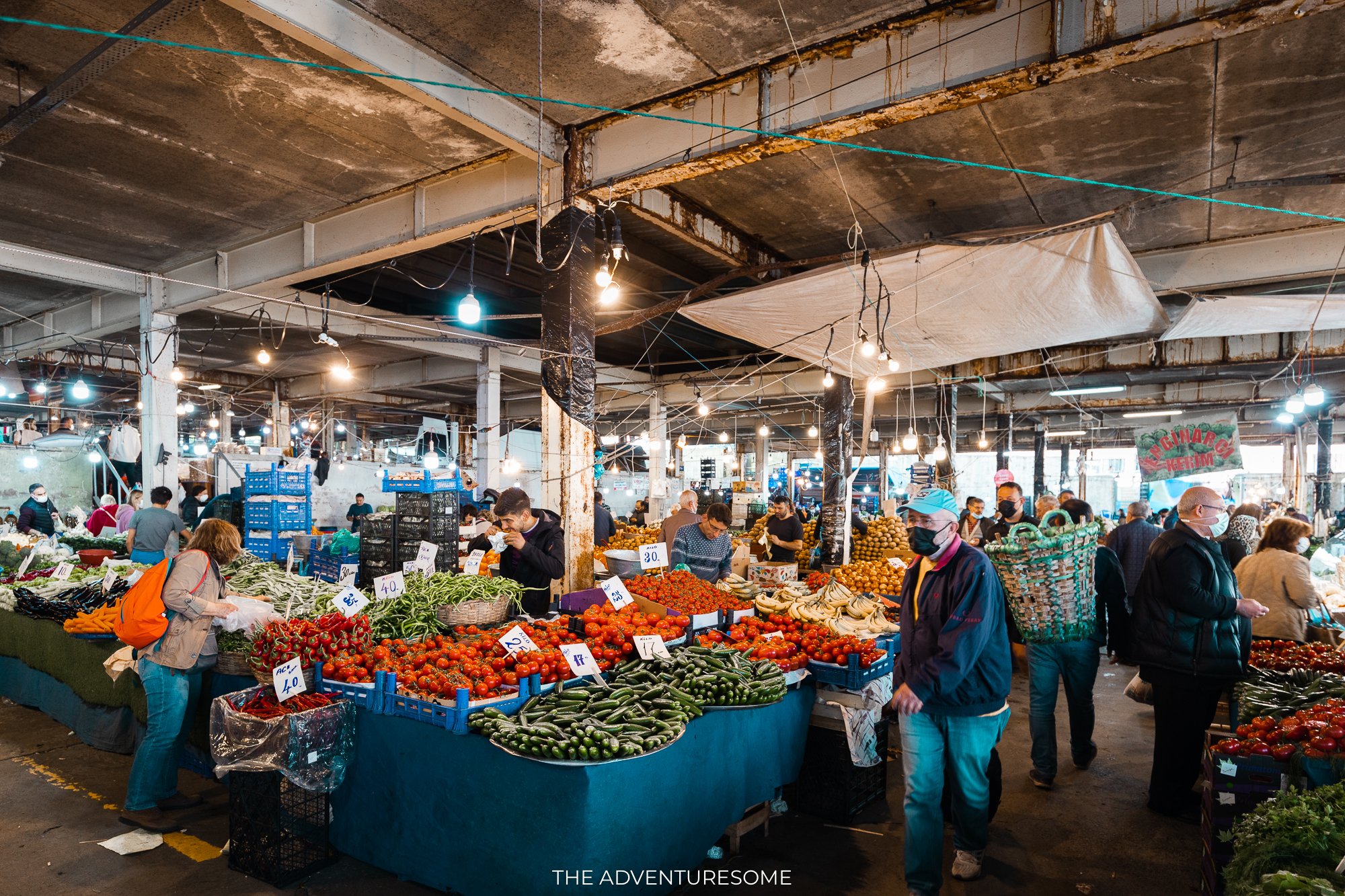 besiktas saturday market in istanbul