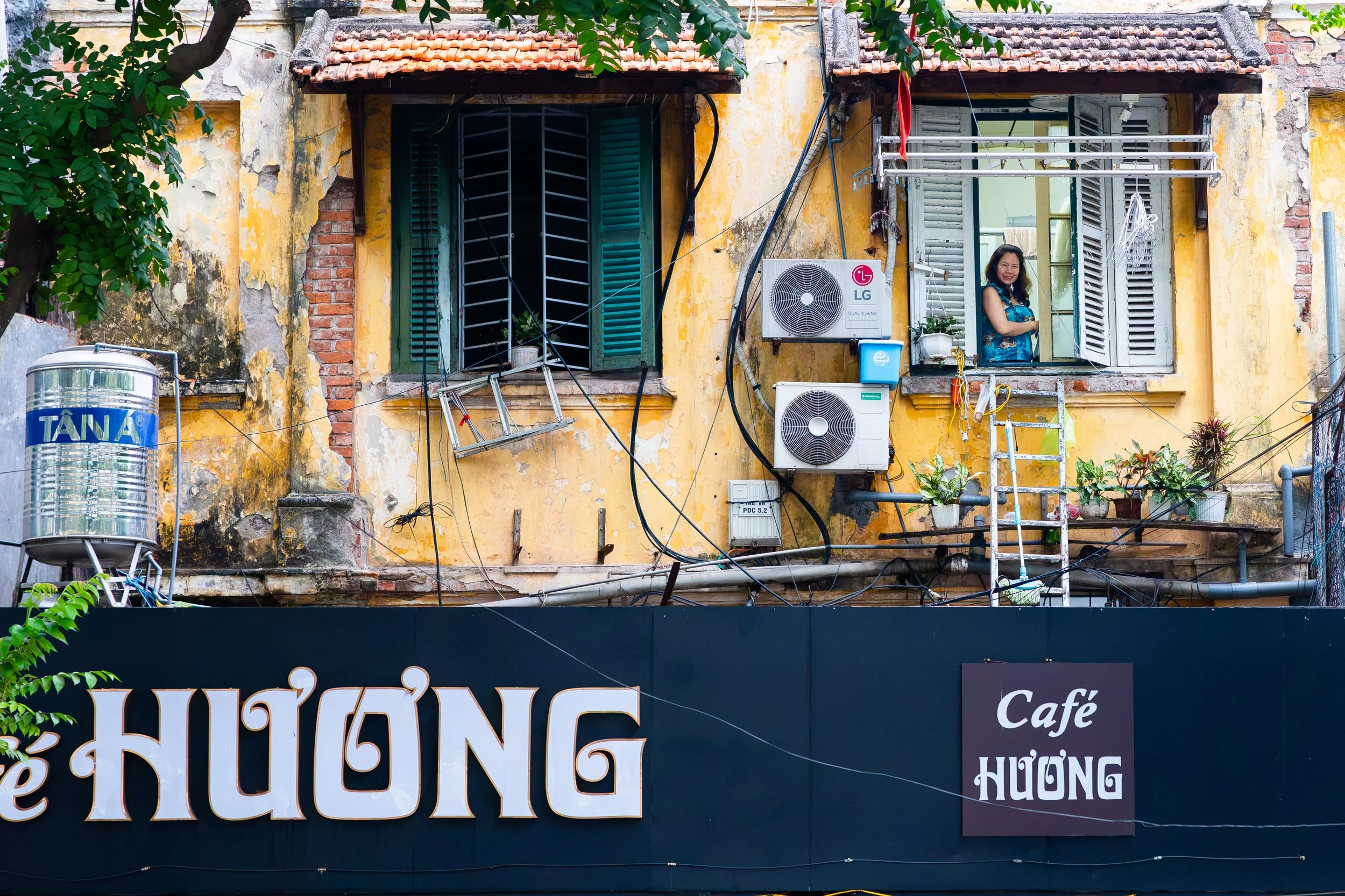 Cafe Huong, China 2025
