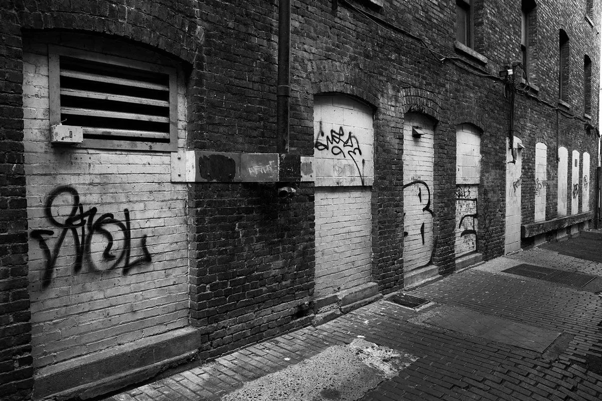 jahughes-the-alley-001.jpg