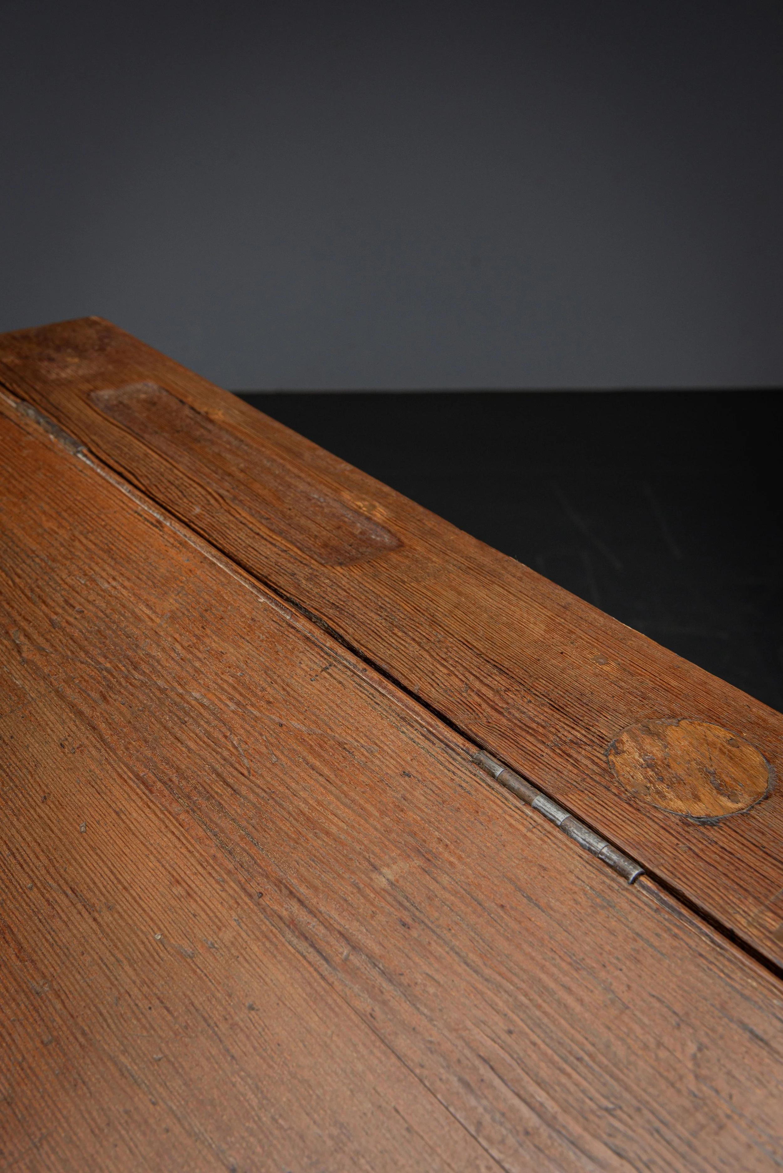 TA-27102025180825-Architectural-Lectern-or-Drawing-Table-with-Stool_15.jpg