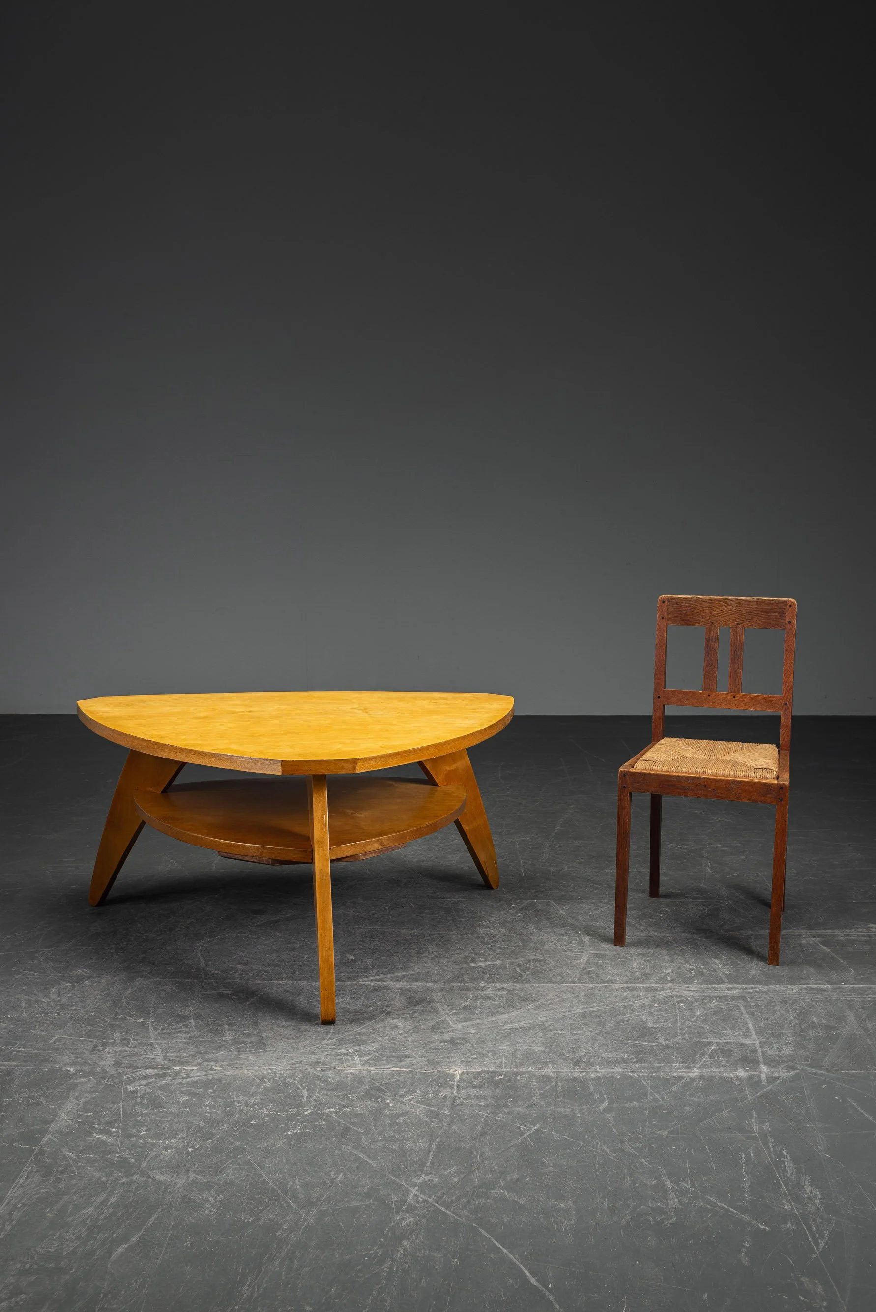 TA-892026130611-1940s-Modernist-Coffee-Table_07.jpg