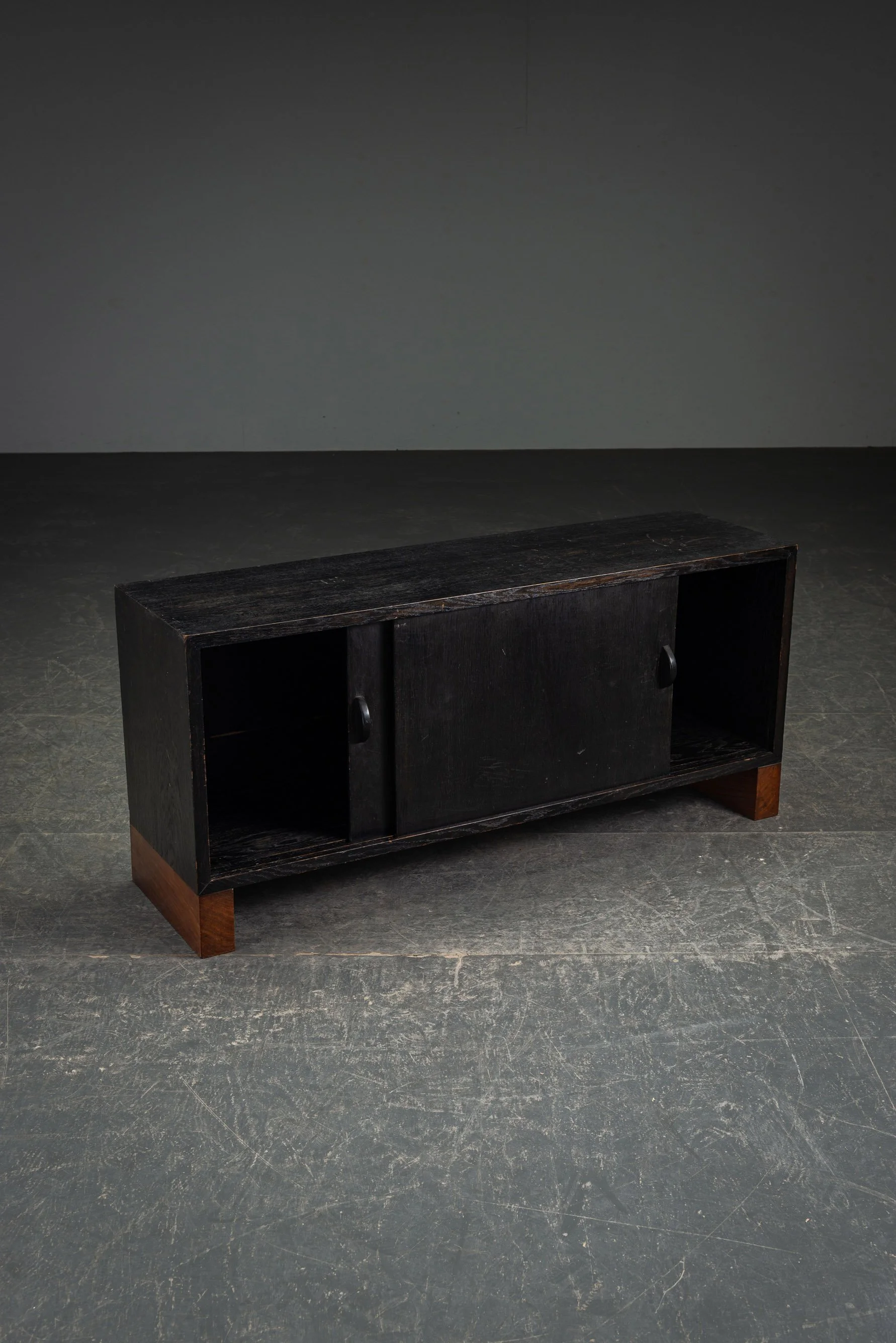 ST-2632026124117-Metz-&-Co.-Modernist-Sideboard-by-Willem-Penaat_02.jpg