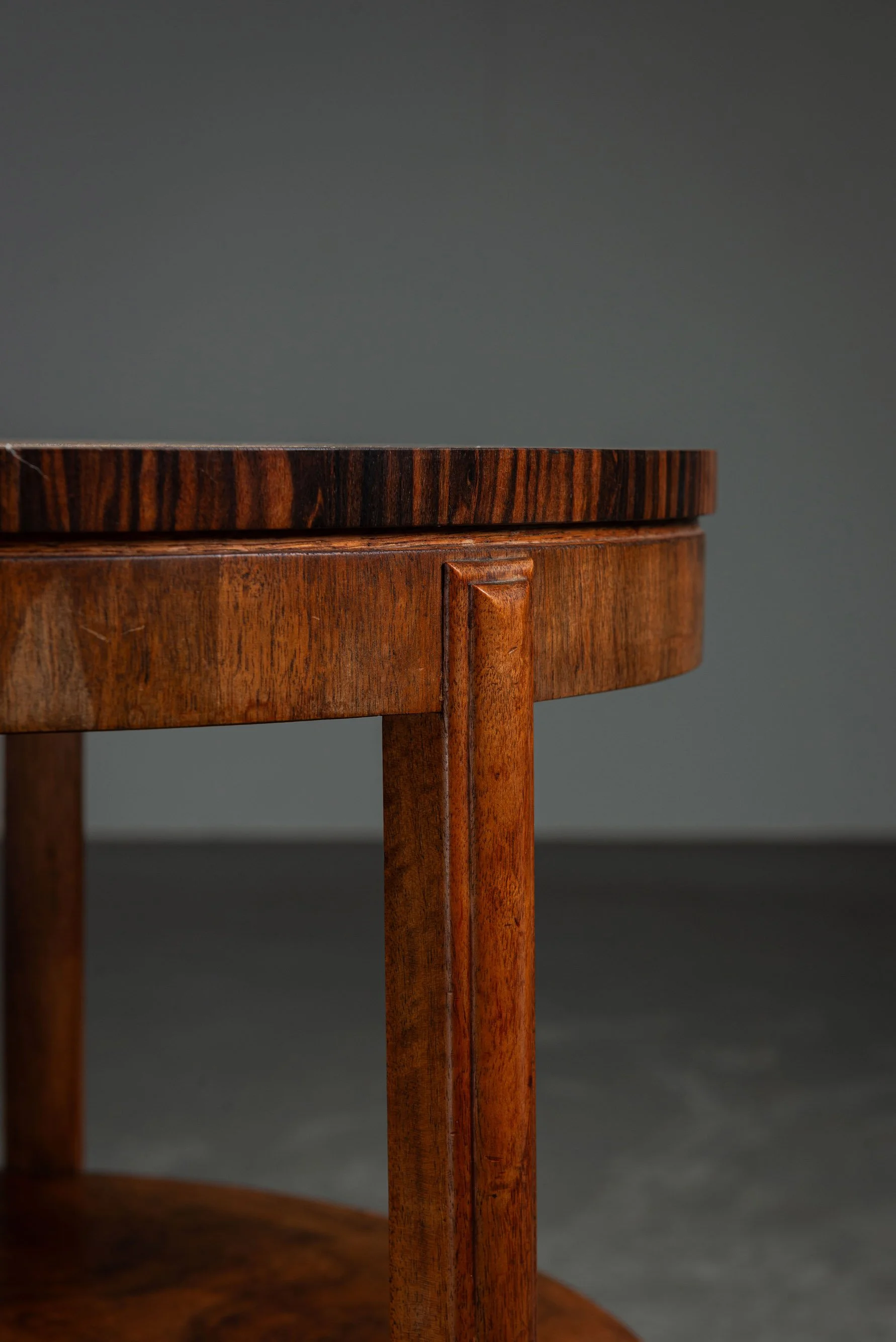 TA-162026183814-1940s-Art-Deco-Side-Table_16.jpg