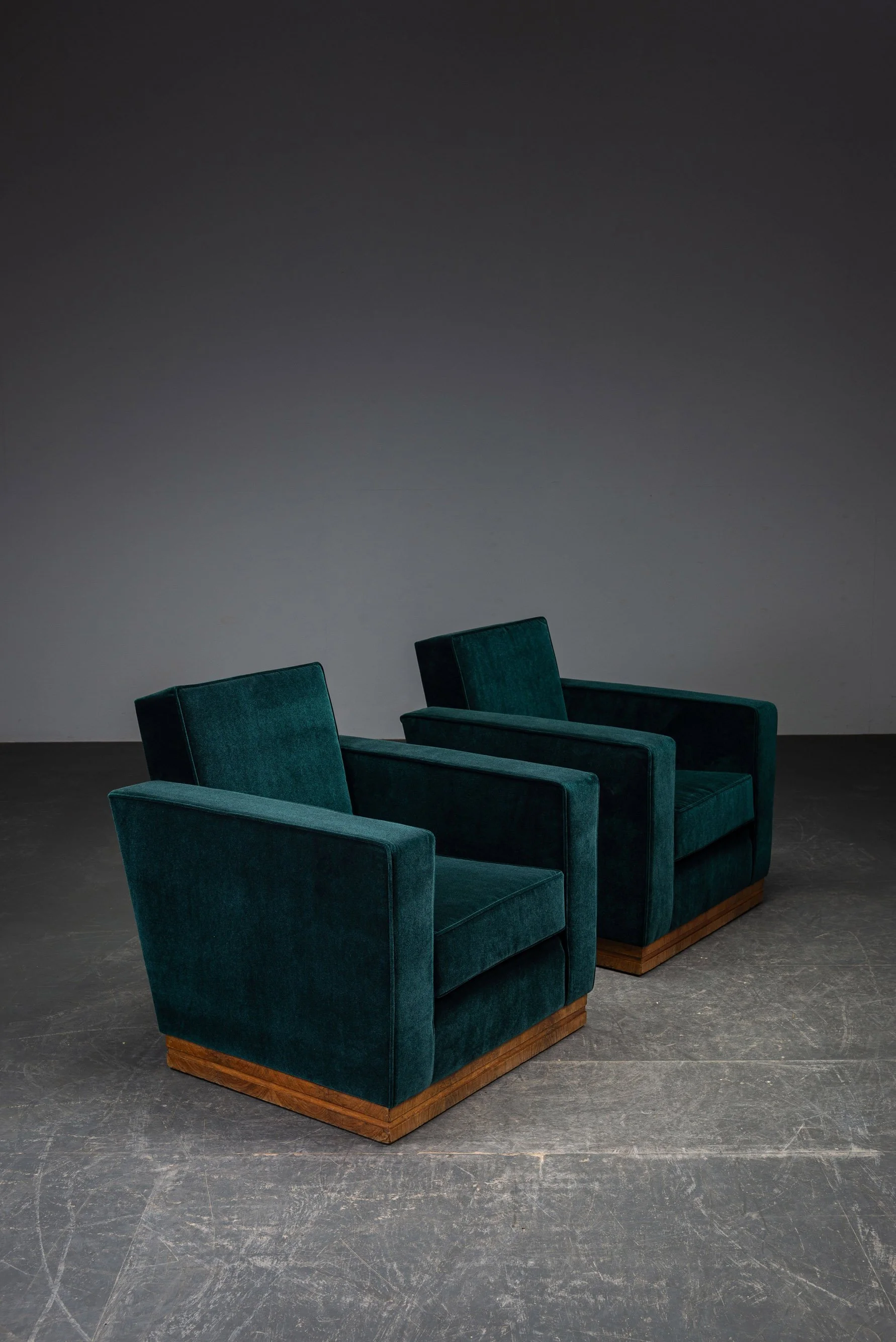 SE-222026193639-1930s-Art-Deco-Armchair-Set_06.jpg