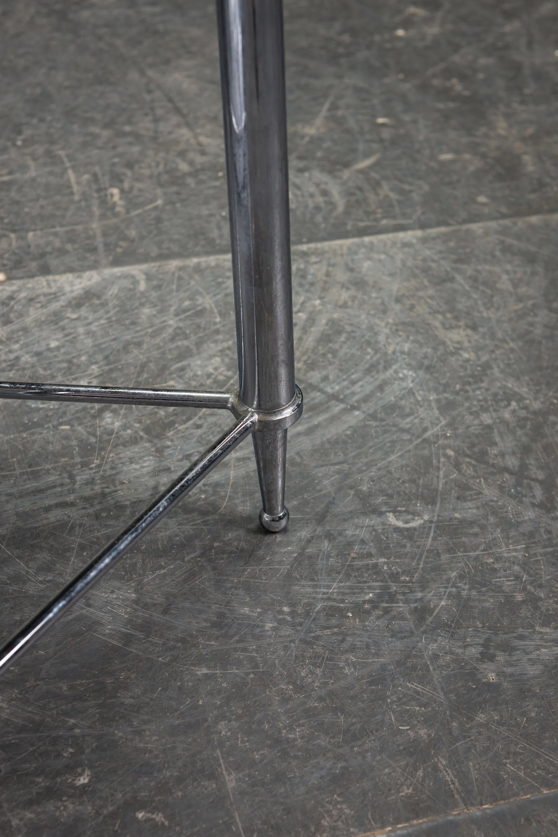 SE-722026114139-1940s-Art-Deco-Stool_10.jpg