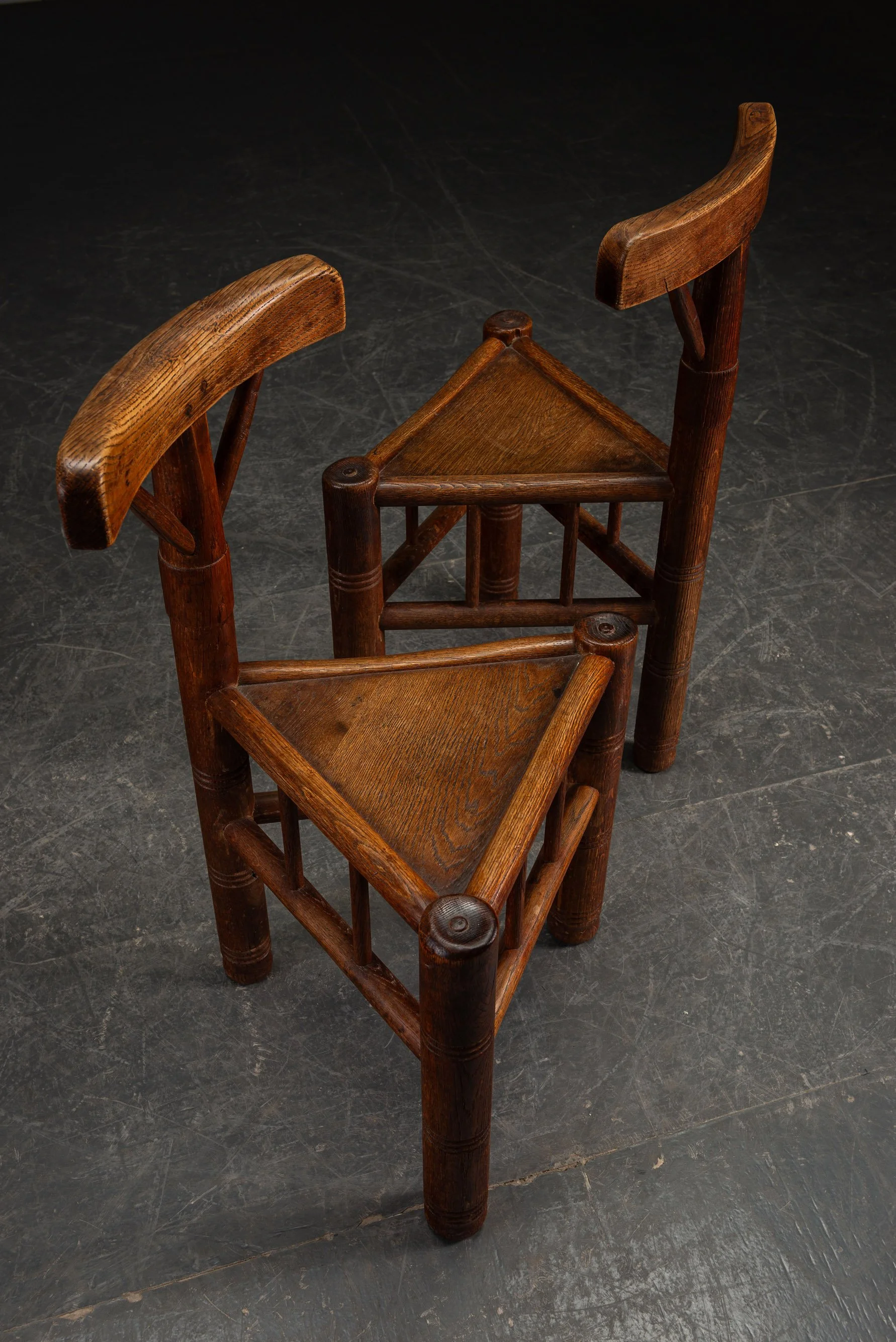 SE-3112025185035-1960s-Tripod-Accent-Chair_10.jpg