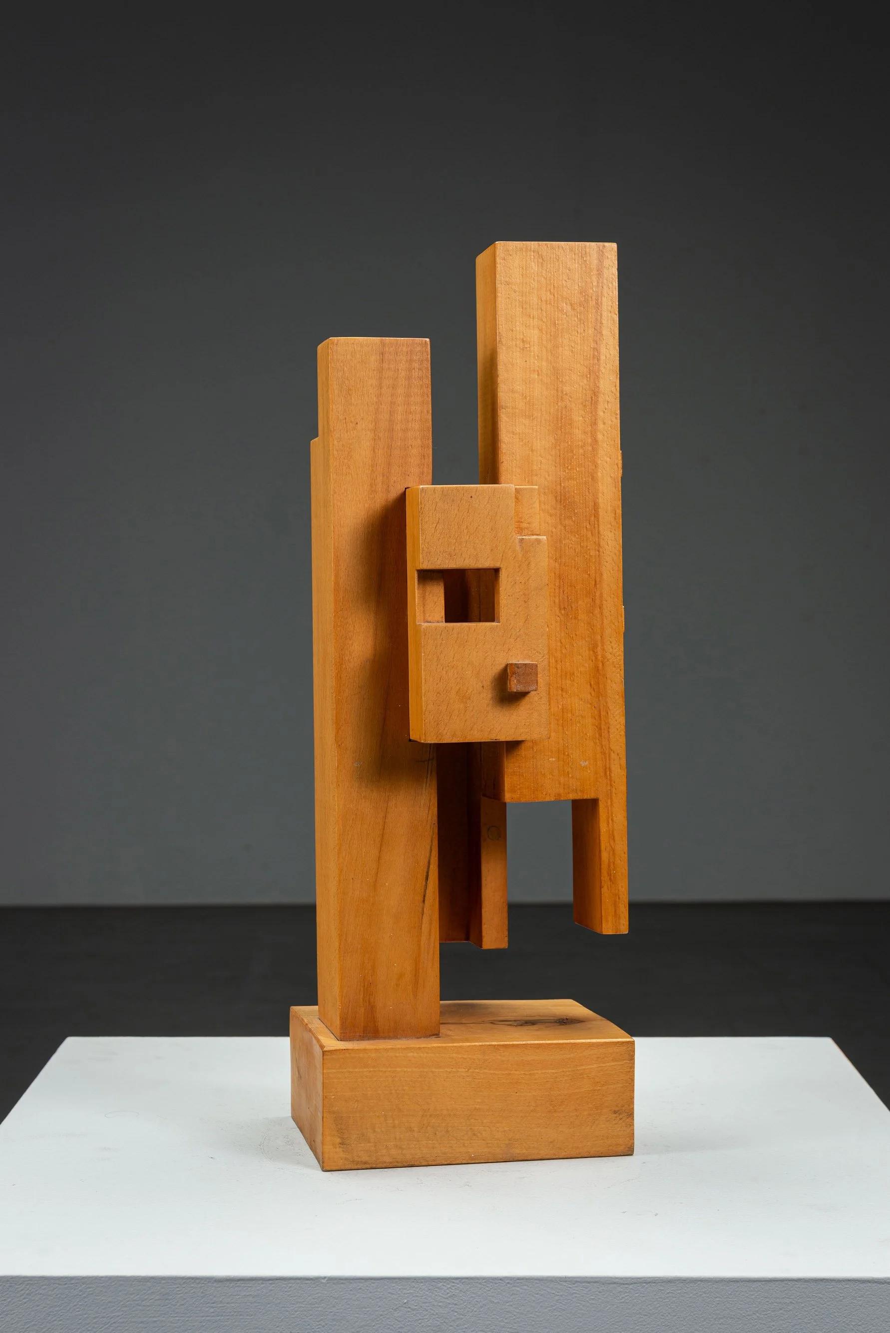 AR-1922026145235-Constructivist-Sculpture-by-Jan-Hoog_02.jpg