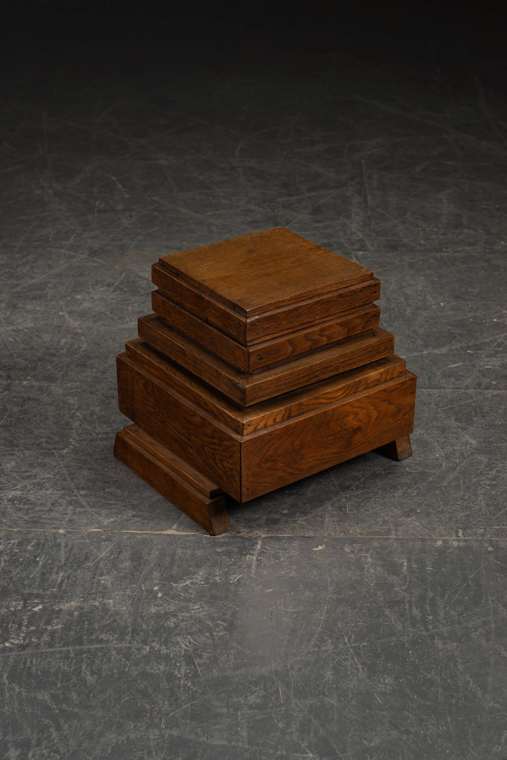 OB-281122121550-1930s-Table-Pedestal_09.jpg