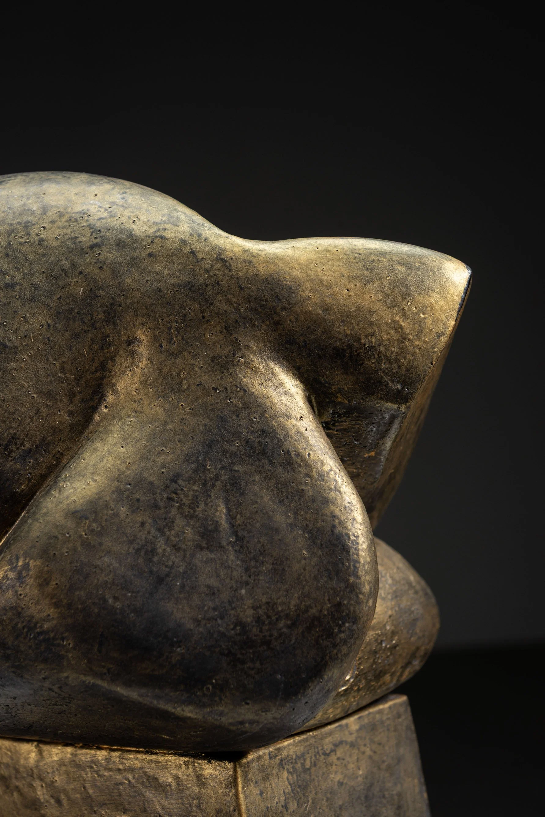 AR-1152026105113-Abstract-Sculpture-by-Cor-Dam-#2_06.jpg