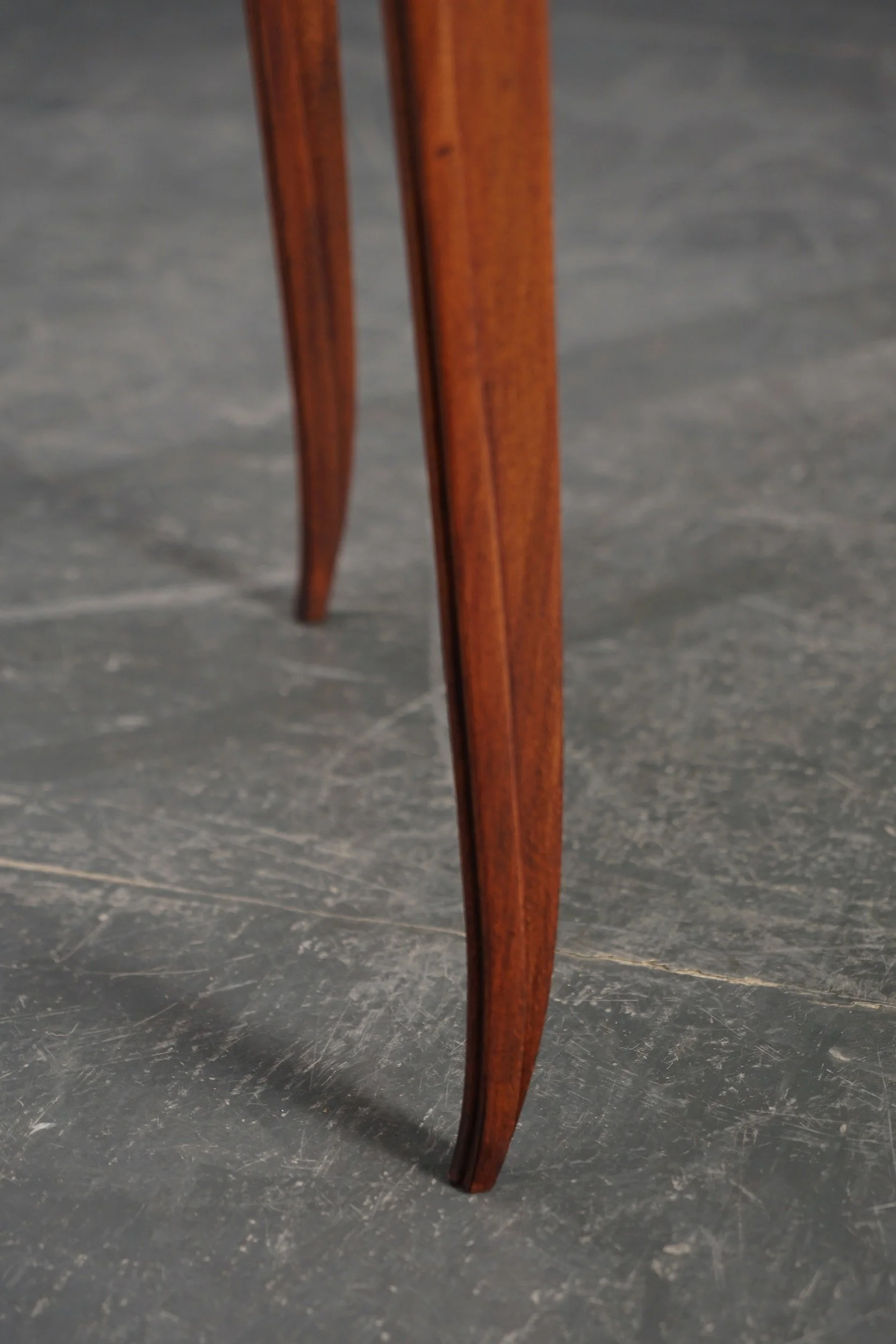 TA-16112023143247-1930s-Art-Deco-Side-Table_11.jpg