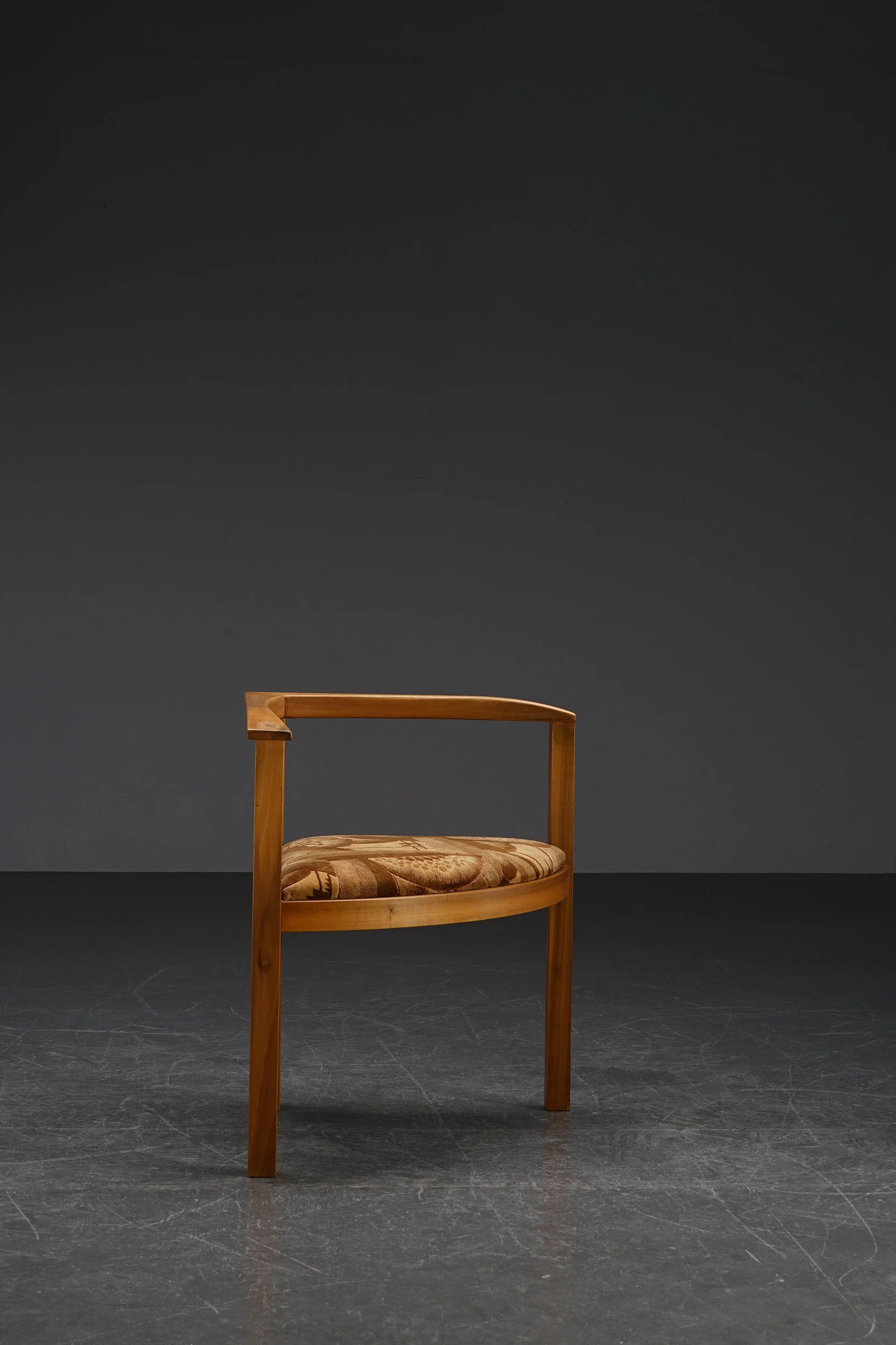 SE-1512024201831-1970s-Architectural-Armchair_06.jpg