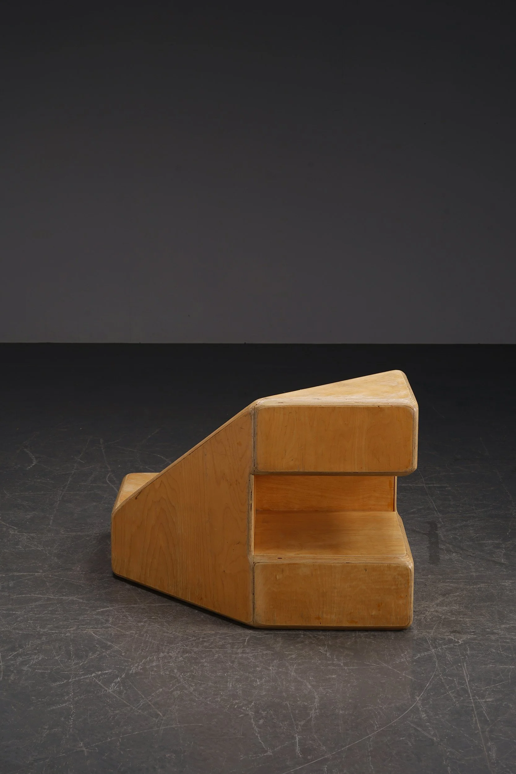 OB-1162024170009-Structuralist-Architectonic-Element_01.jpg
