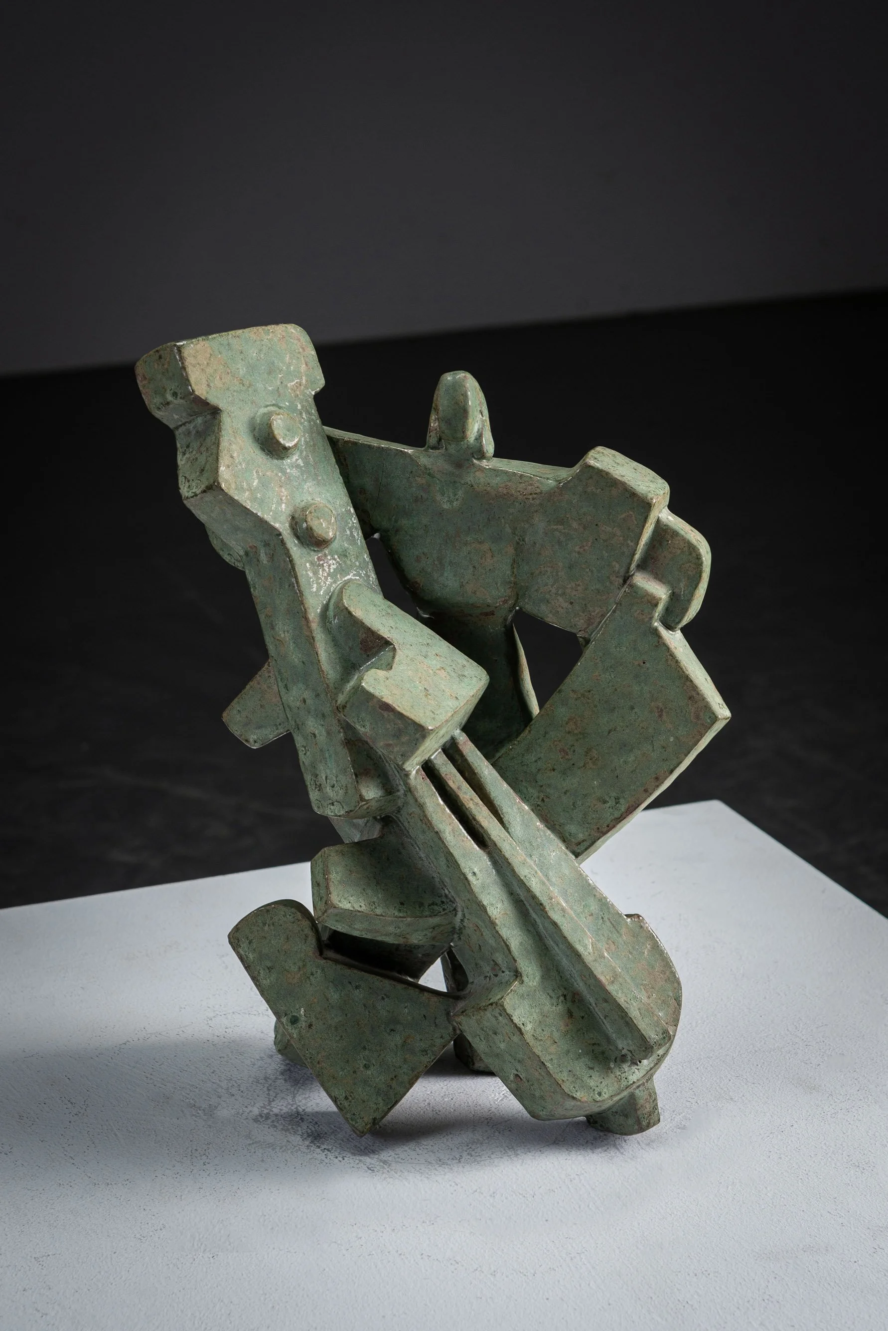 AR-2082025164131-1960s-Cubist-Sculpture_02.jpg