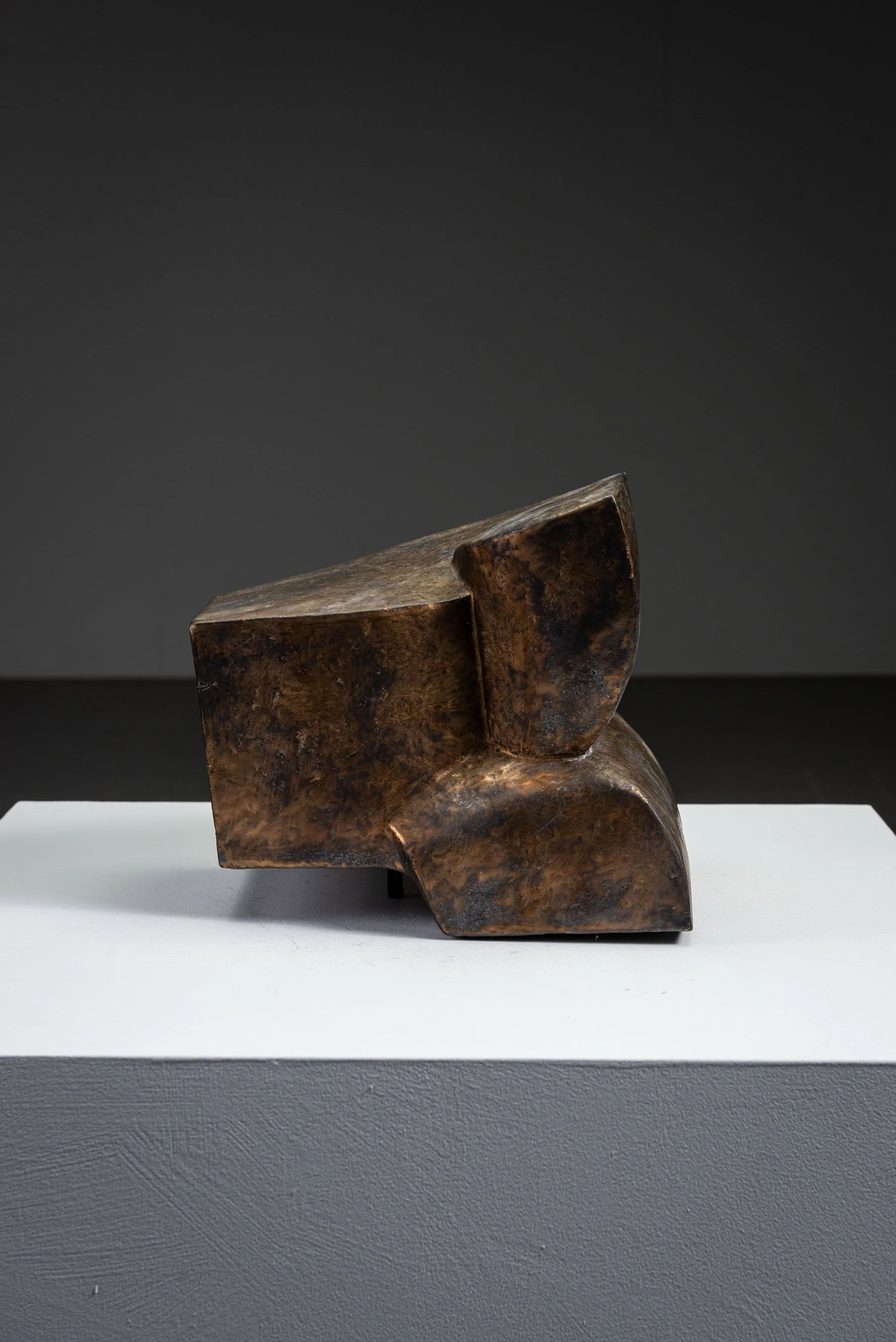 AR-1152026163853-Abstract-Sculpture-by-Cor-Dam-#31_03.jpg