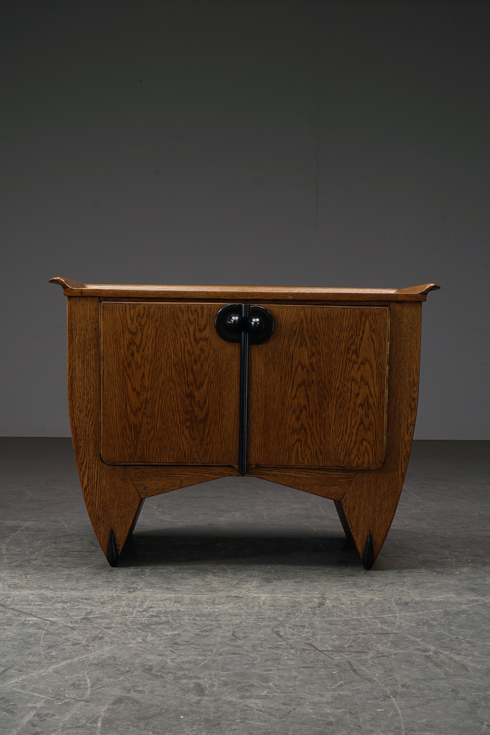 ST-1862025192722-Amsterdamse-School-Cabinet-by-Architect-Piet-Kramer_10.jpg