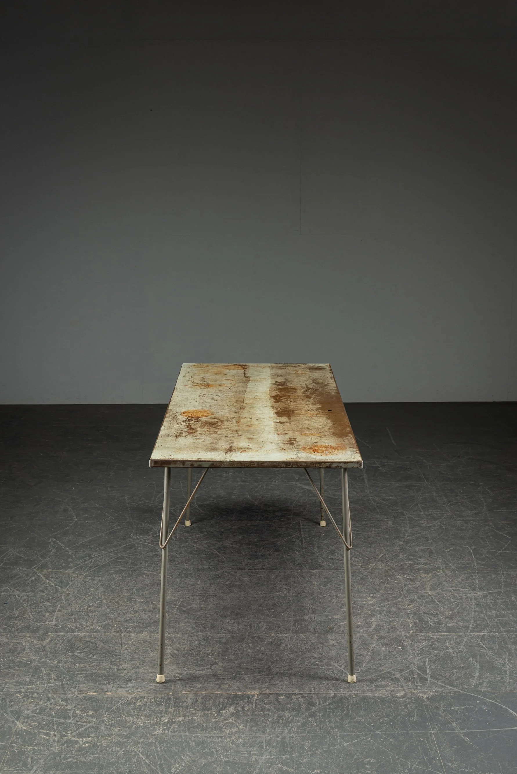 TA-1322023105901-Modernist-Gispen-Table-by-Wim-Rietveld_05.jpg