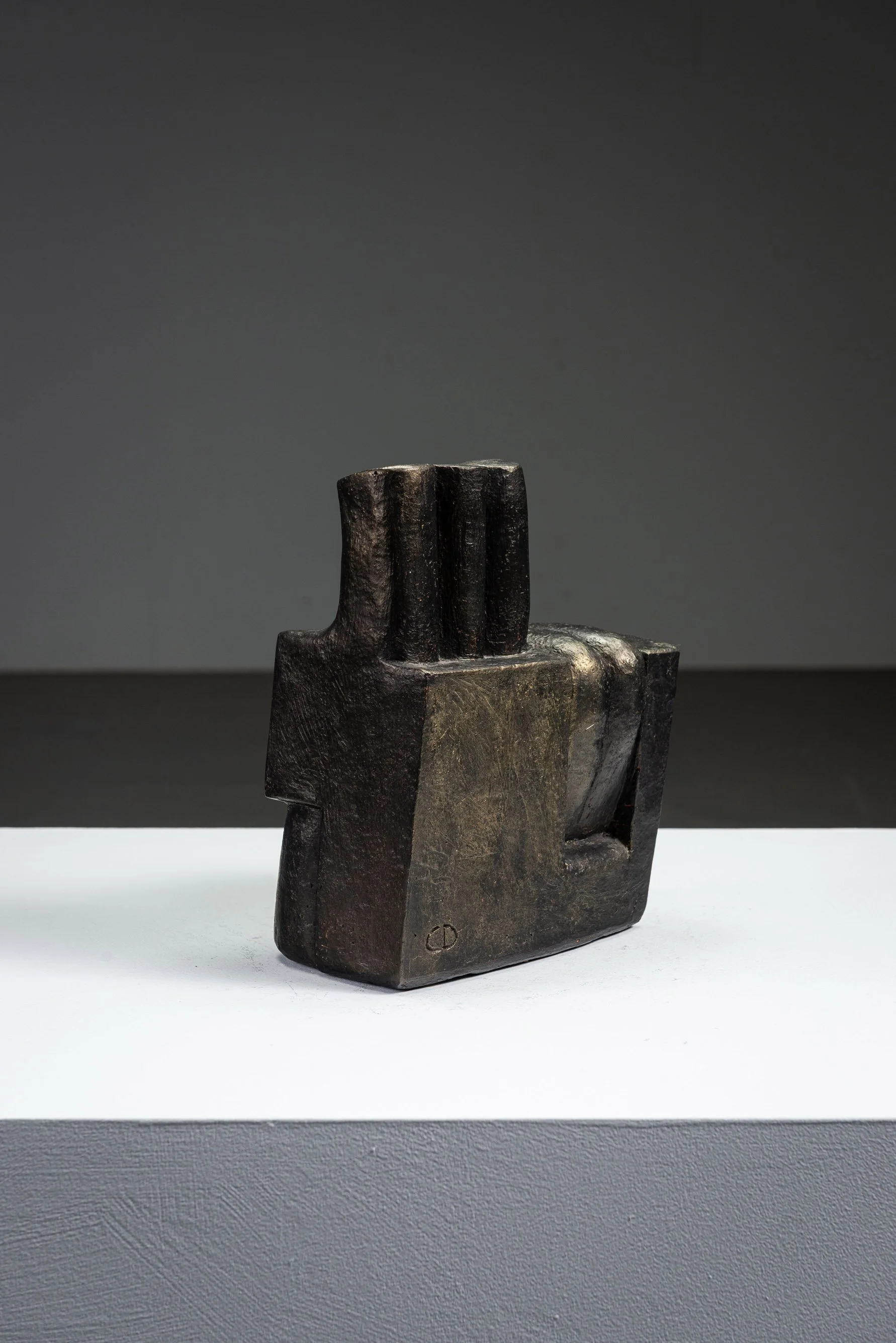 AR-27102025190009-Abstract-Sculpture-by-Cor-Dam-#38_05.jpg