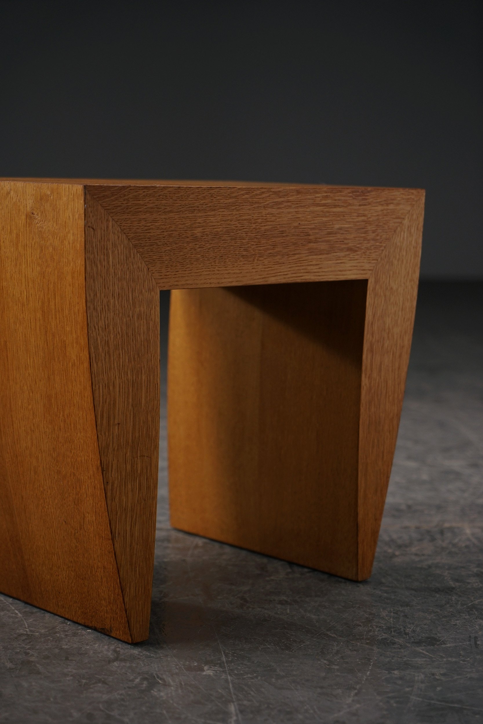 SE-2942025201541-1980s-Postmodern-Stool_02.jpg
