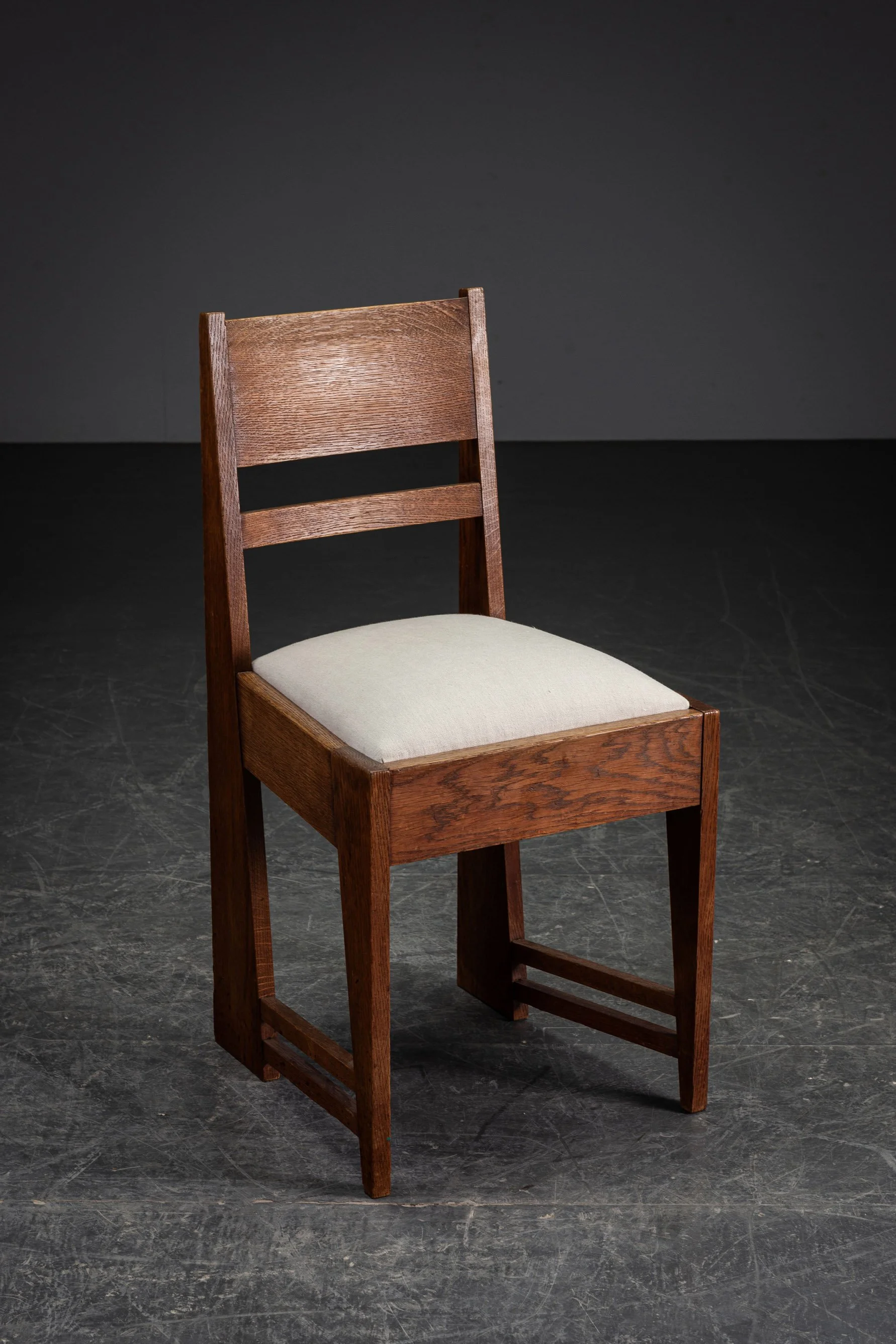 SE-30102024211844-1920s-Haagse-School-Accent-Chair_01.jpg