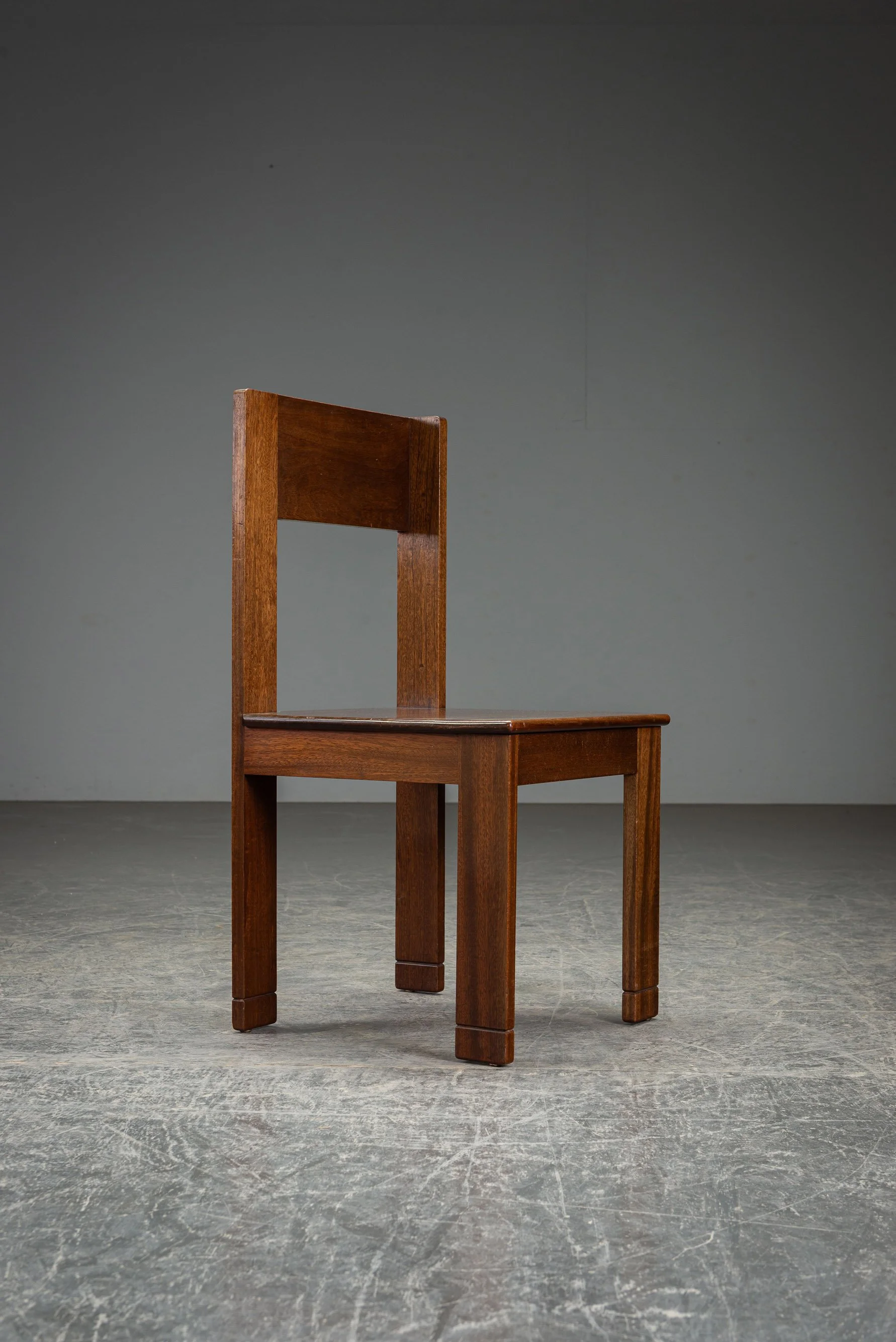 SE-2712026123208-L.O.V.-Constructivist-Accent-Chair-Set_06.jpg