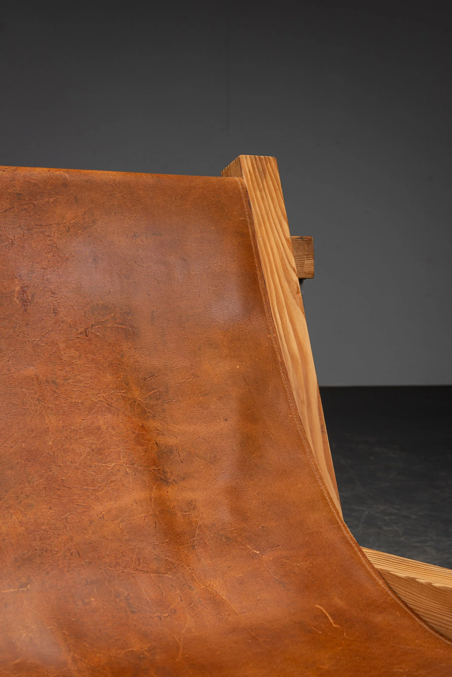 SE-3032026180114-1960s-Modernist-Easy-Chair_05.jpg