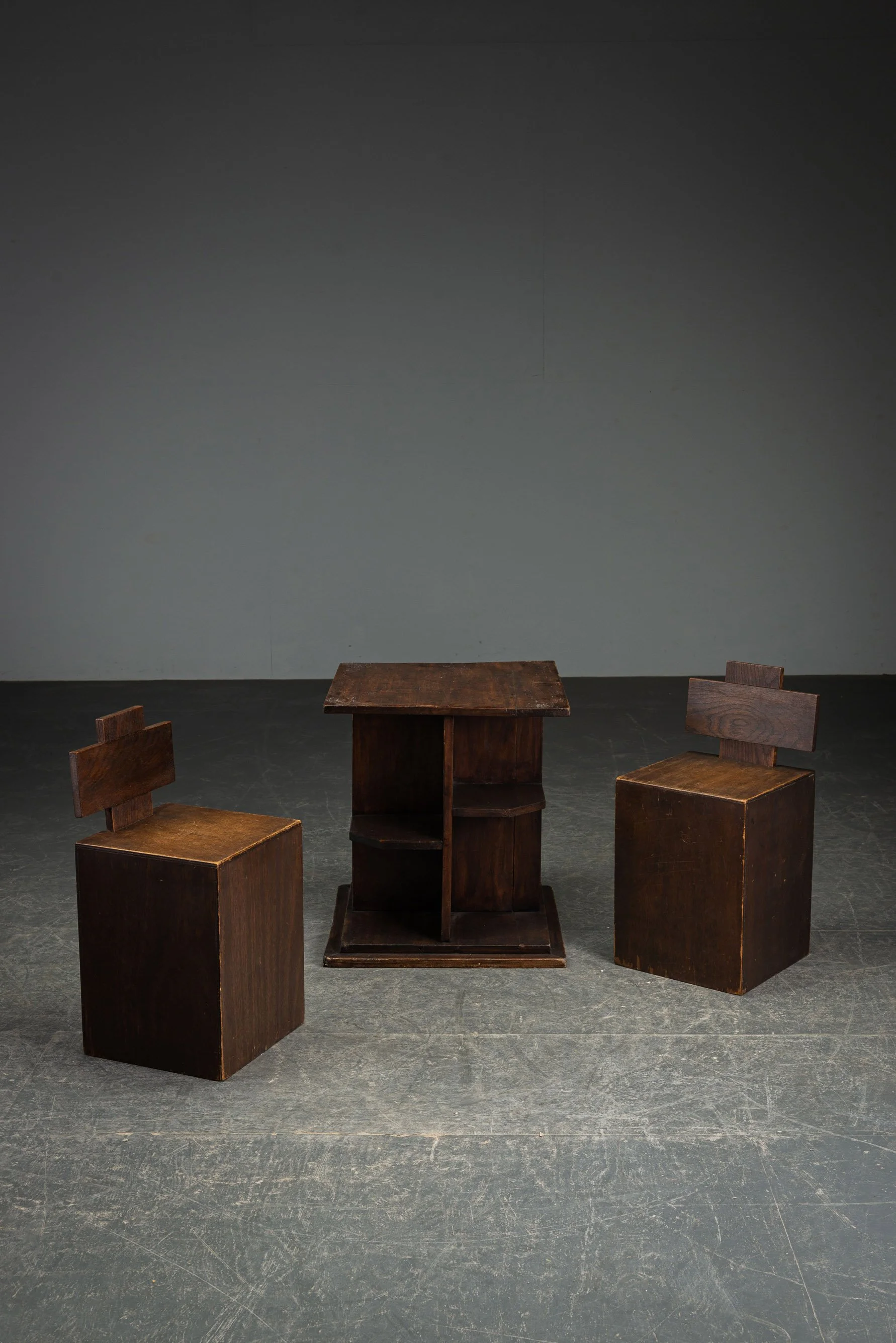 SE-2632026124457-1920s-Modernist-Stools_06.jpg