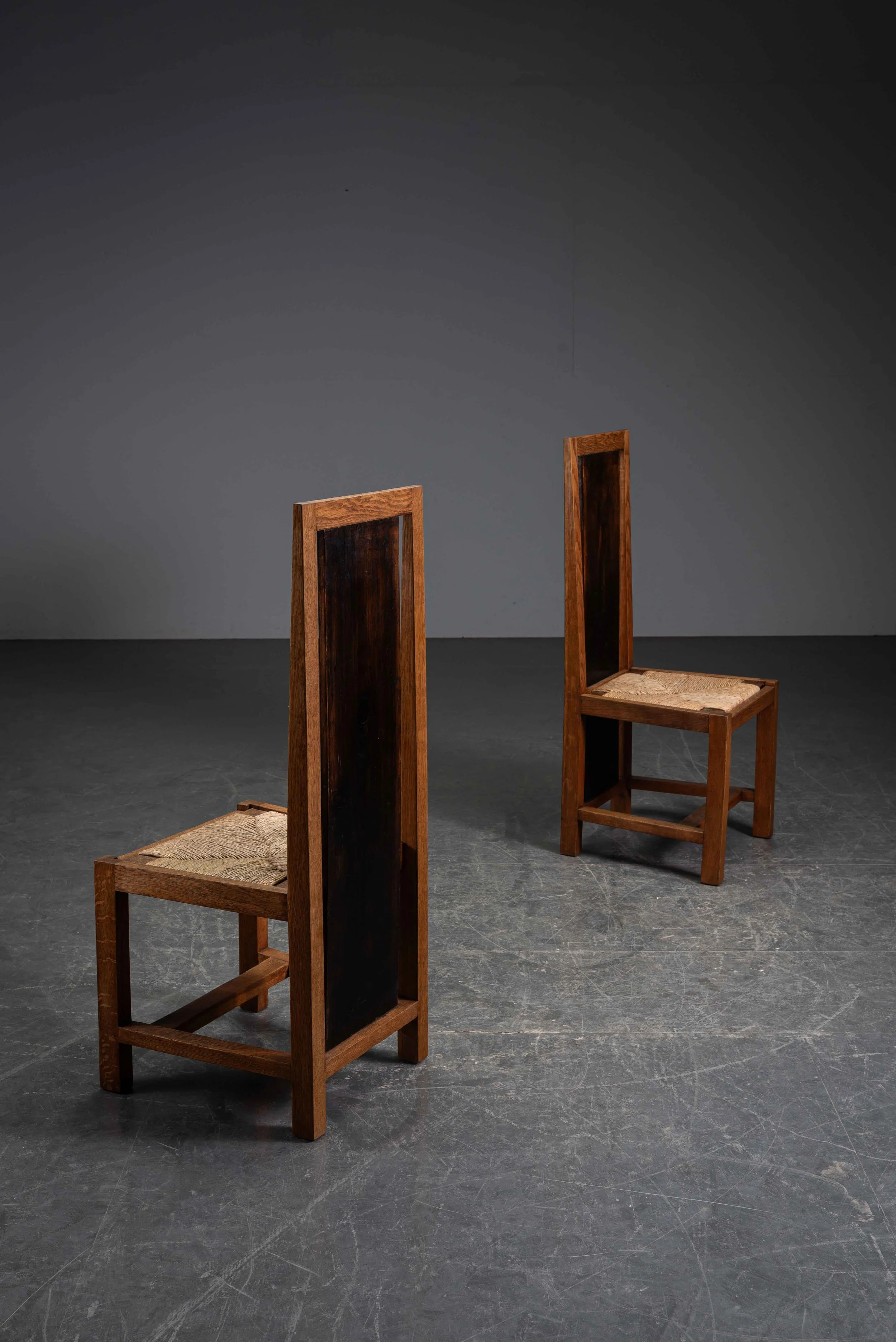 SE-3072025231740-L.O.V.-Haagse-School-Accent-Chair-by-Cor-Alons_02.jpg