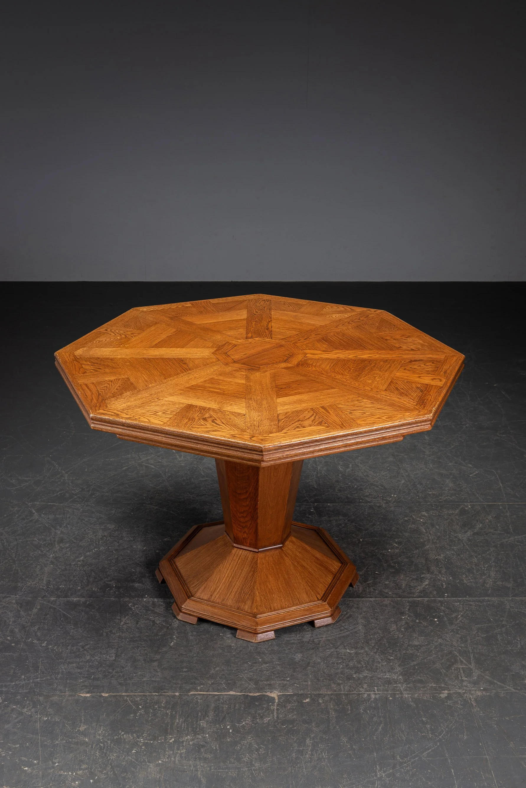TA-2432026172646-1940s-Art-Deco-Dining-Table_01.jpg