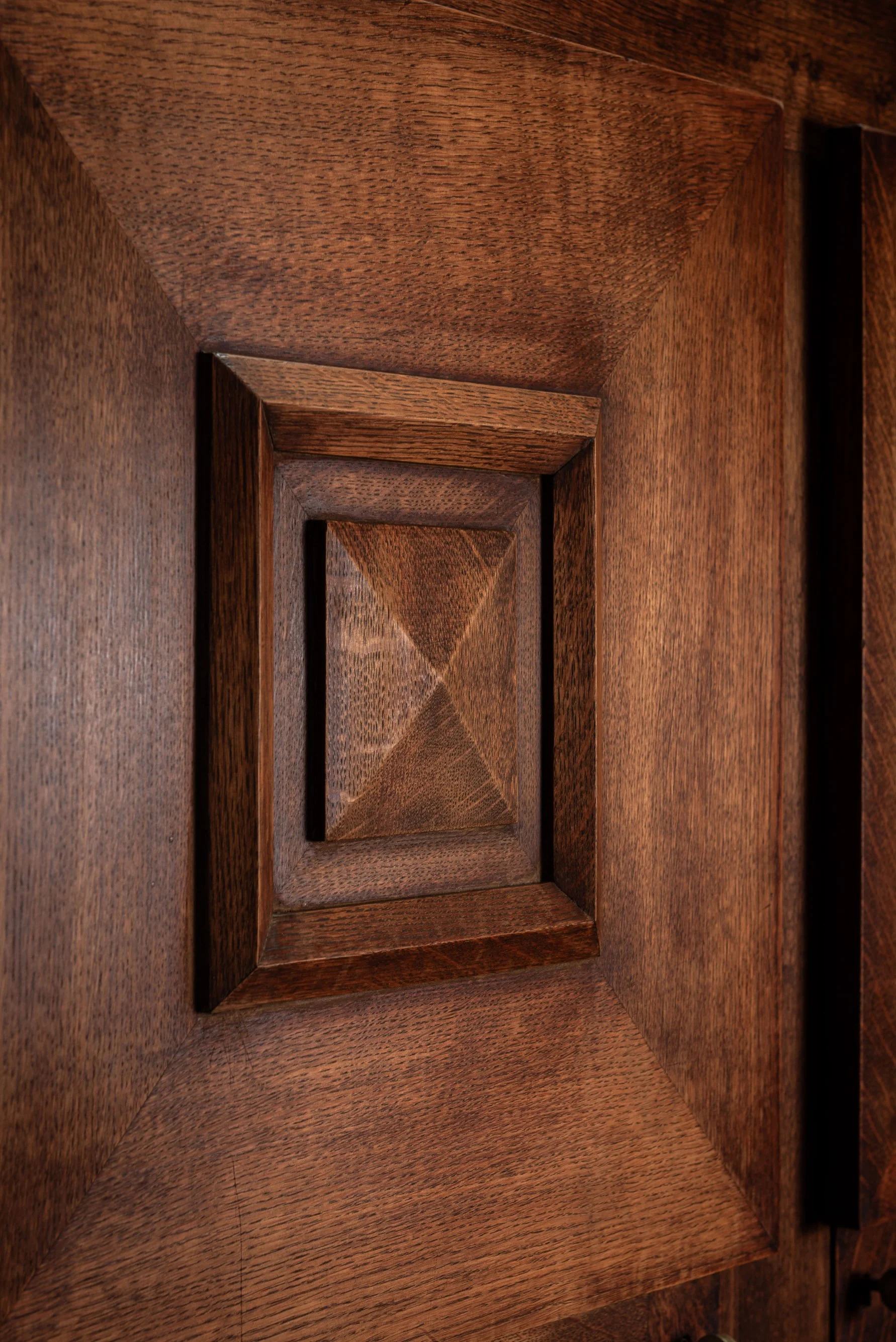 ST-3062025225653-1940s-Art-Deco-Cabinet_06.jpg