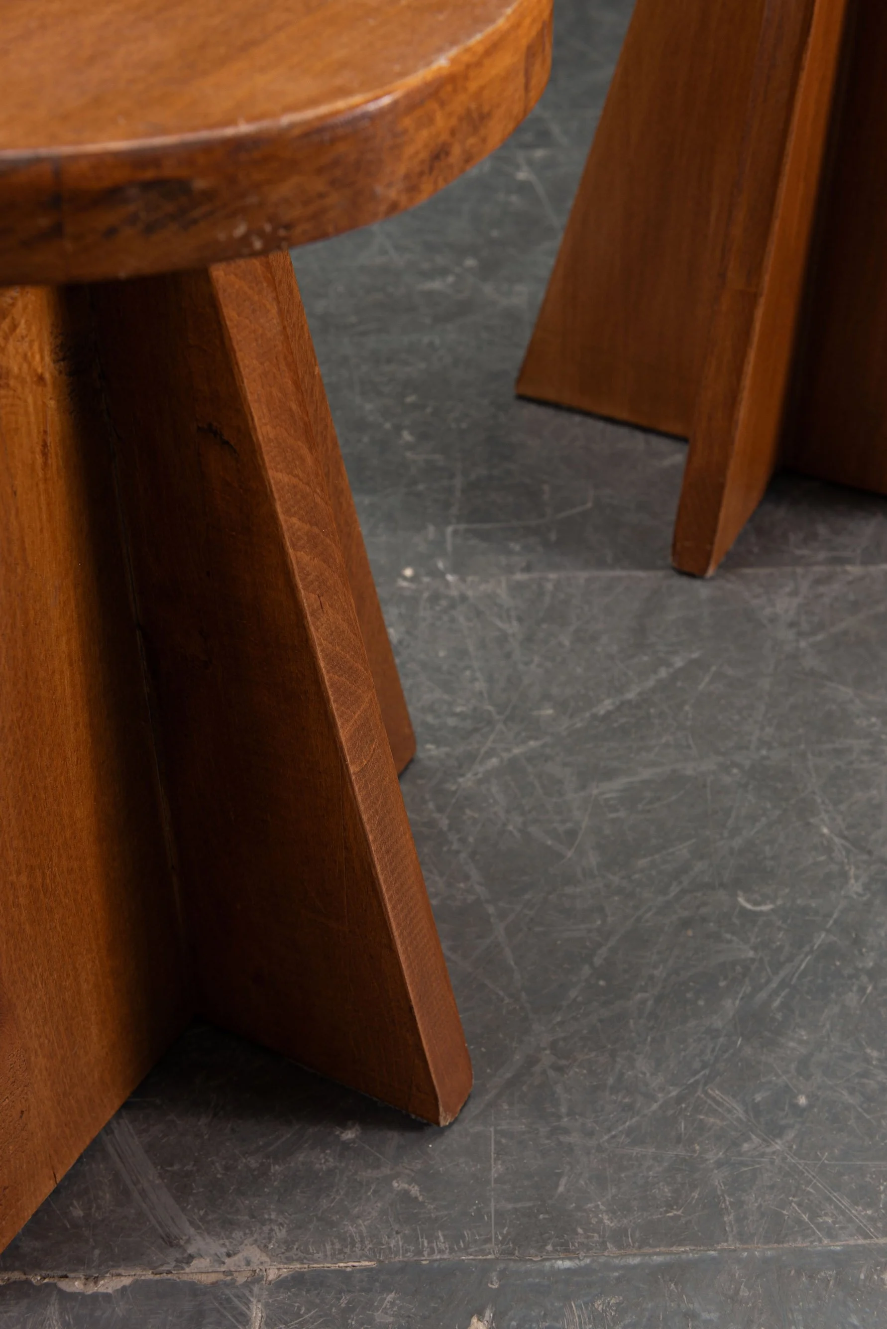 SE-292025194451-1950s-Modernist-Stool_09.jpg