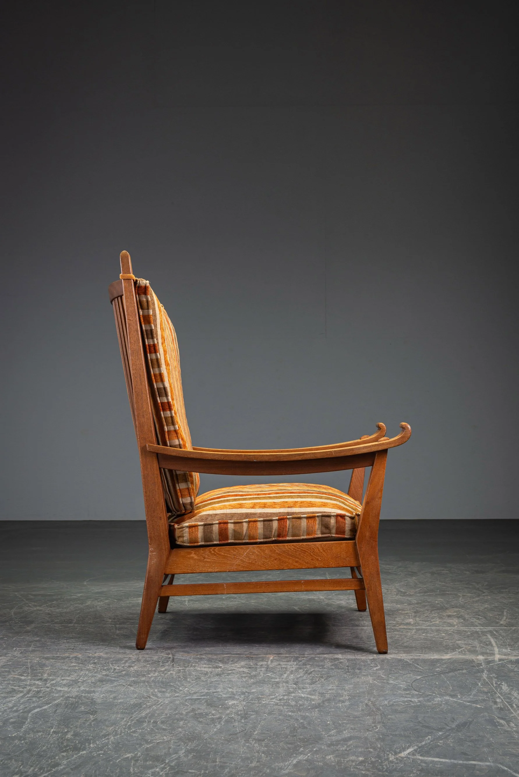 SE-1862026124729-1930s-My-Home-Armchair-By-Bas-van-der-Pelt_07.jpg