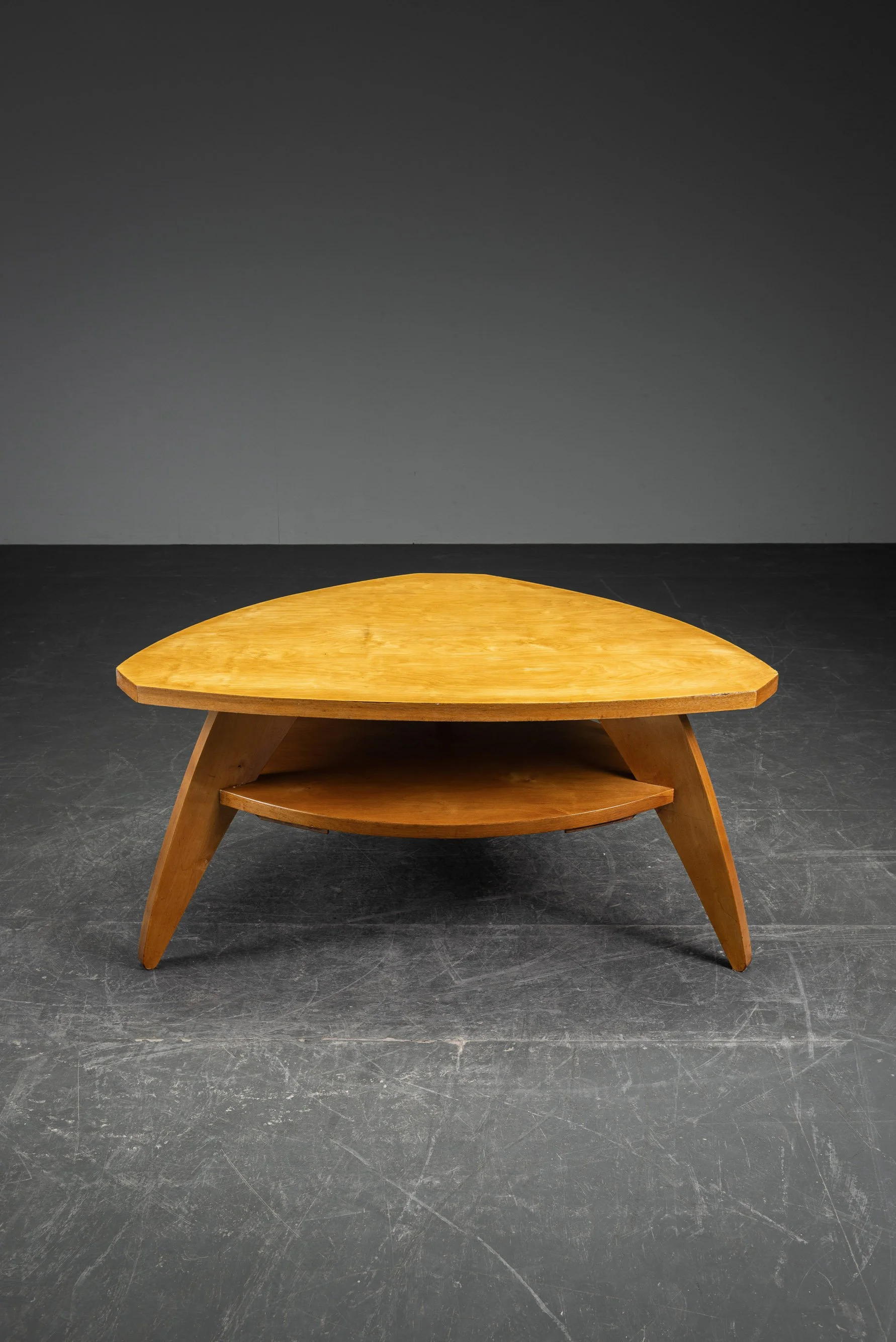 TA-892026130611-1940s-Modernist-Coffee-Table_08.jpg