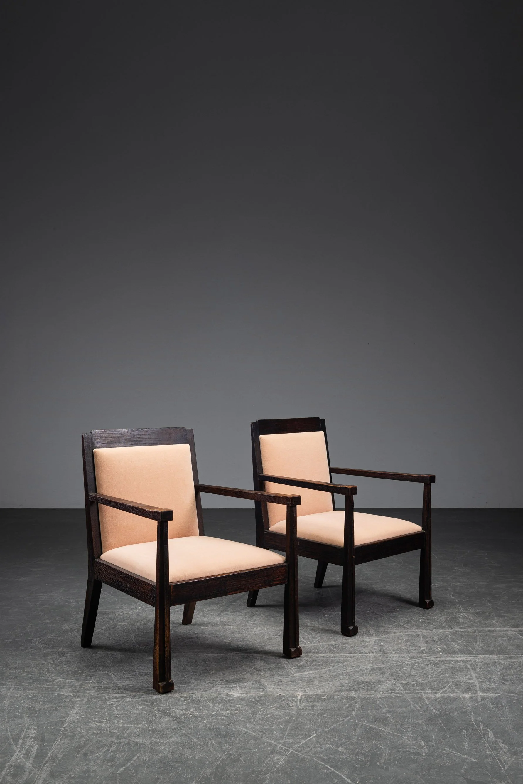 SE-892026125316-Rationalist-Chair-Set_08.jpg