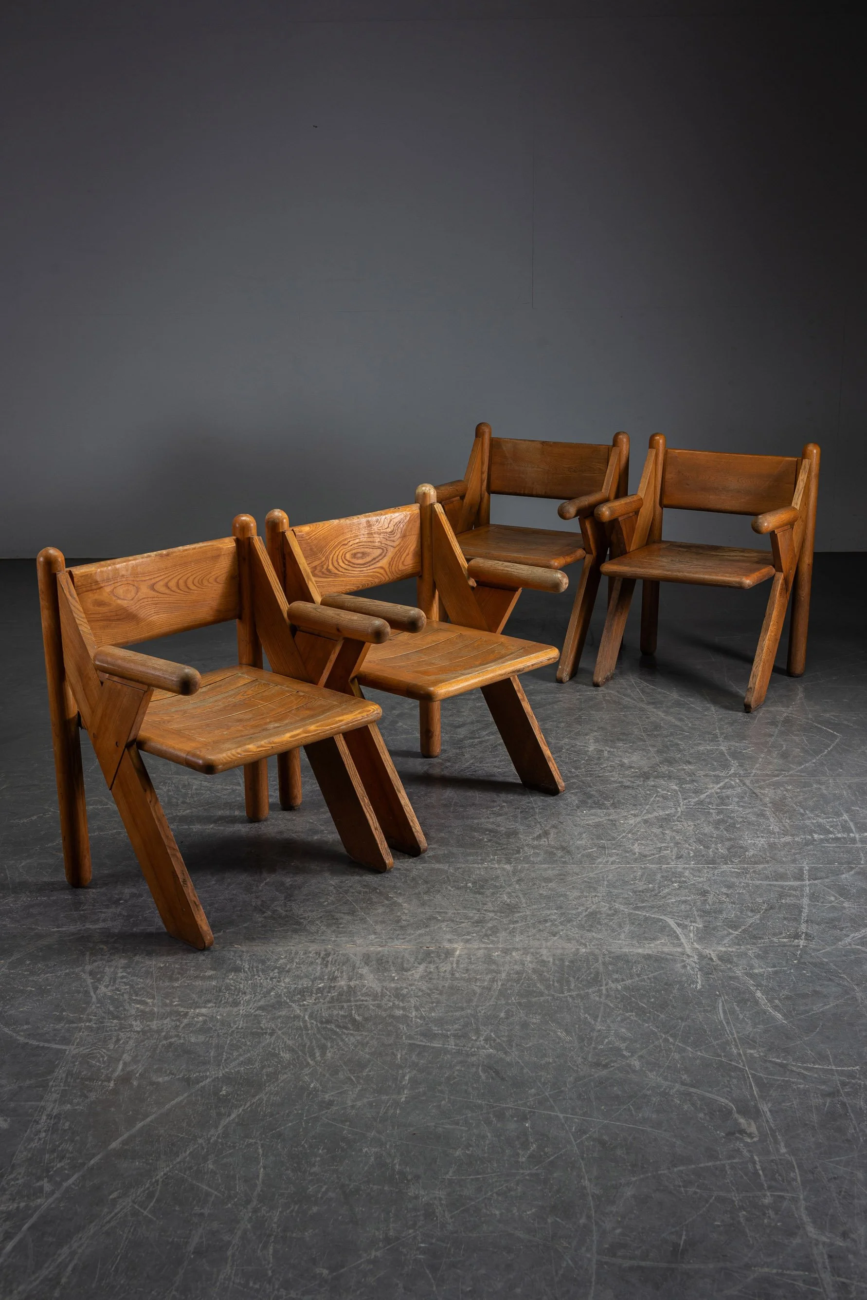 SE-2182025164232-Architectural-Dining-Chair-Set_02.jpg