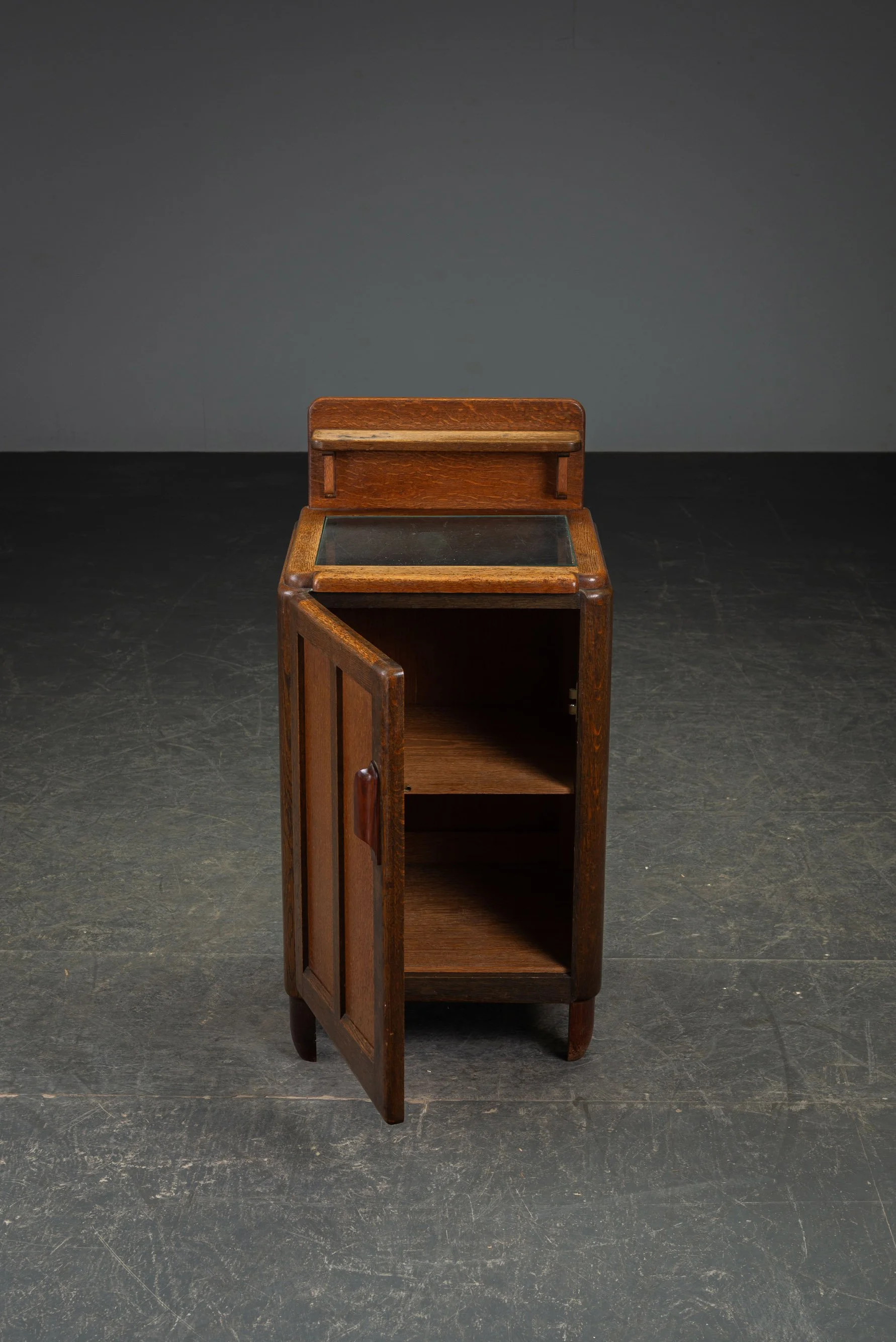 ST-263202691727-1920s-Amsterdamse-School-Cabinet_05.jpg