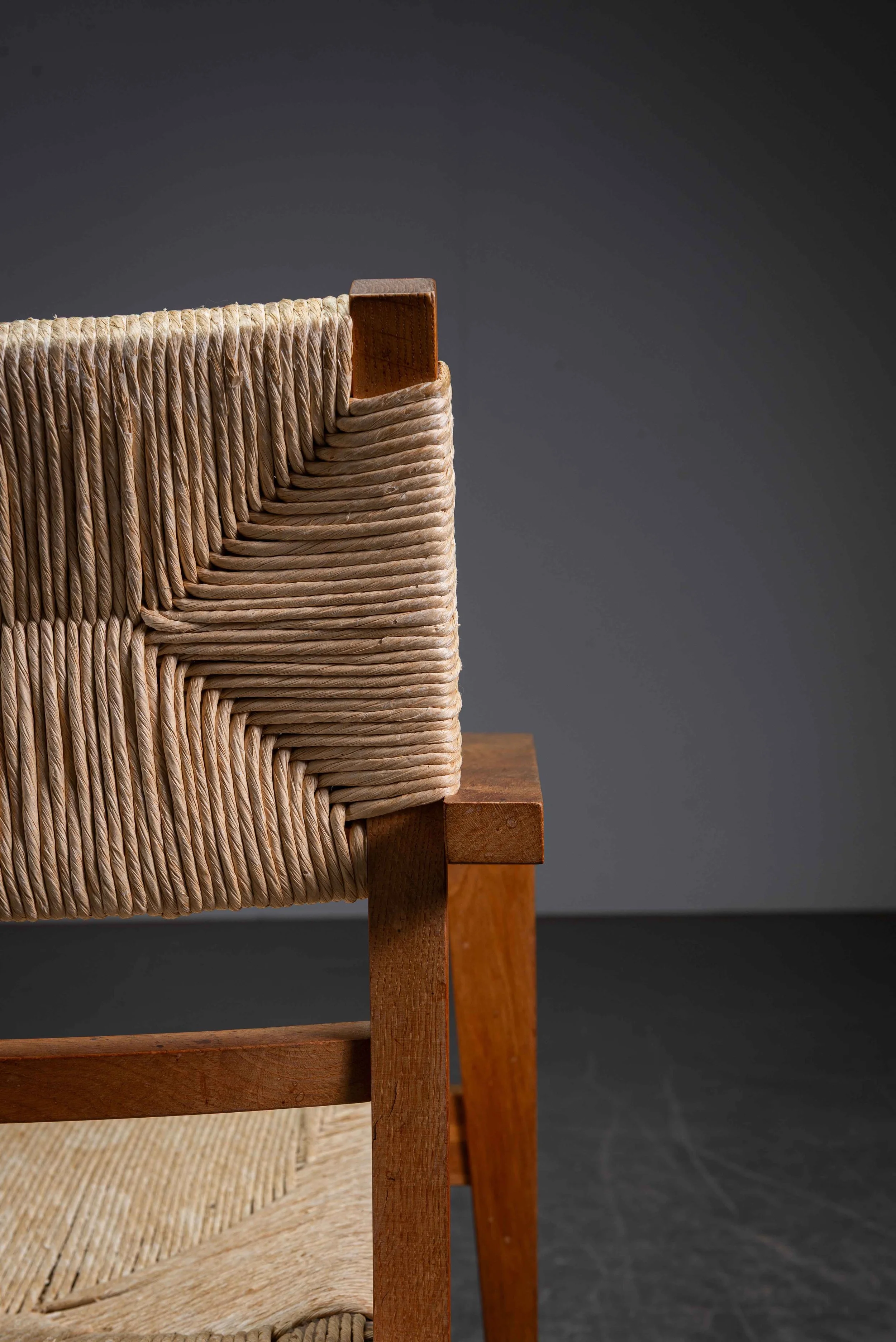 SE-2972025193937-1980s-Modernist-Armchair-Set_12.jpg