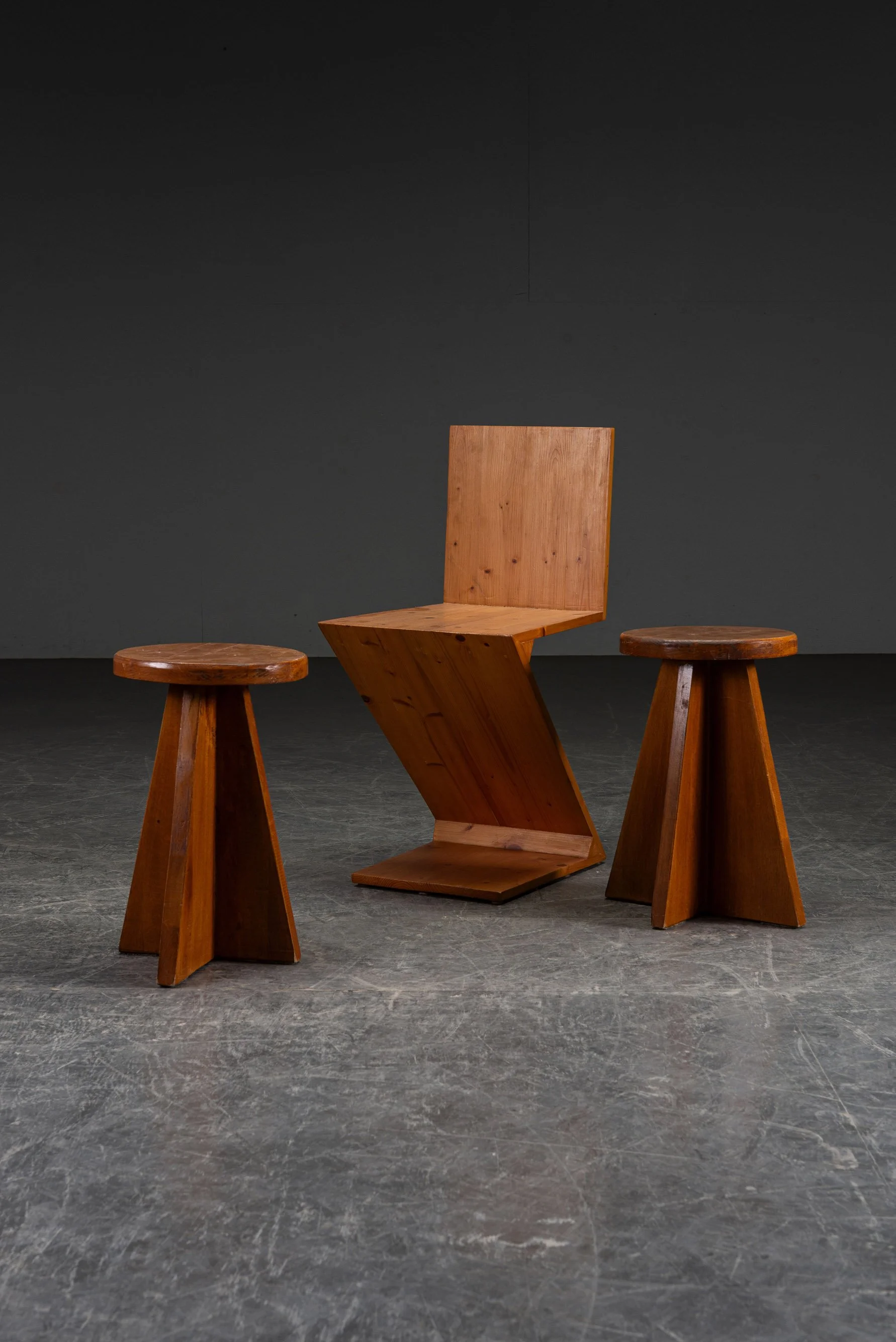 SE-292025194451-1950s-Modernist-Stool_07.jpg