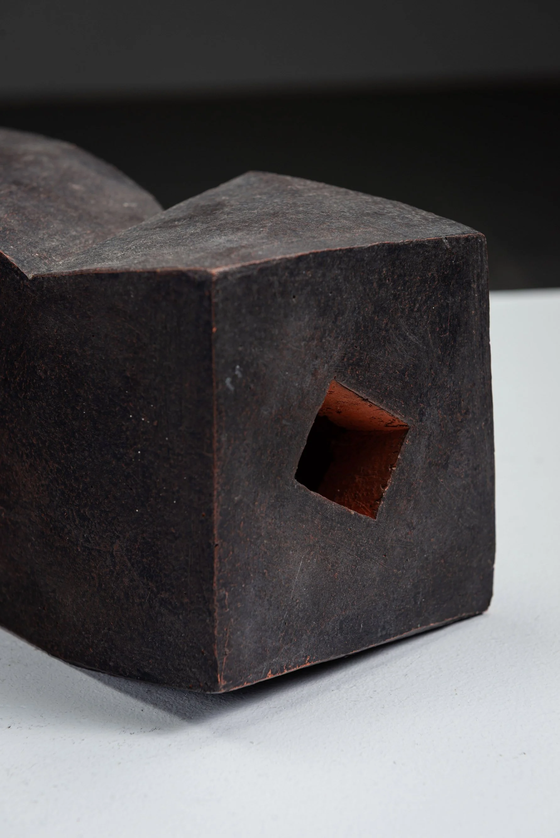 AR-1152026113646-Abstract-Sculpture-by-Cor-Dam-#18_09.jpg