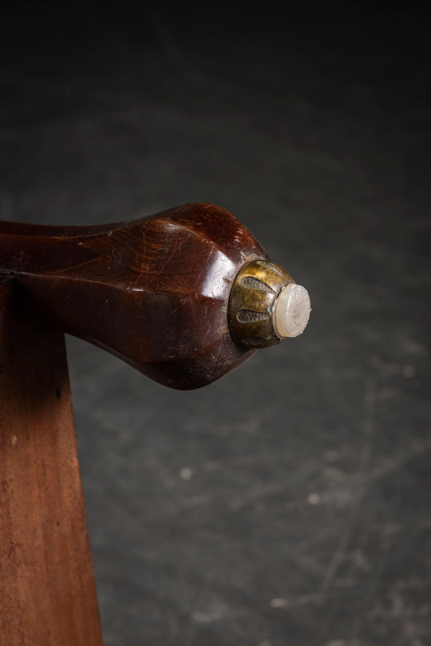 SE-2632024222427-1910s-Antique-Stool_07.jpg