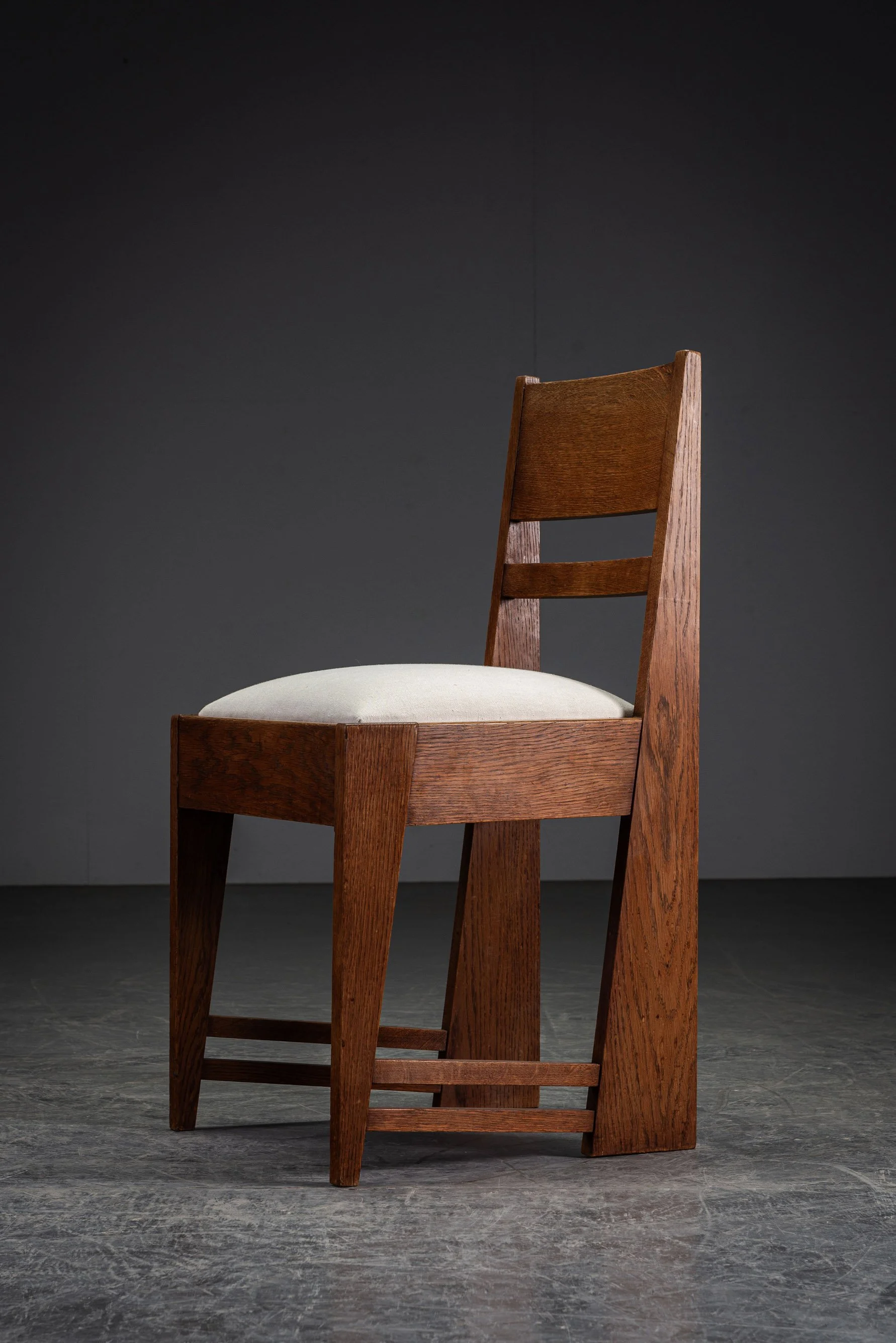 SE-30102024211844-1920s-Haagse-School-Accent-Chair_05.jpg