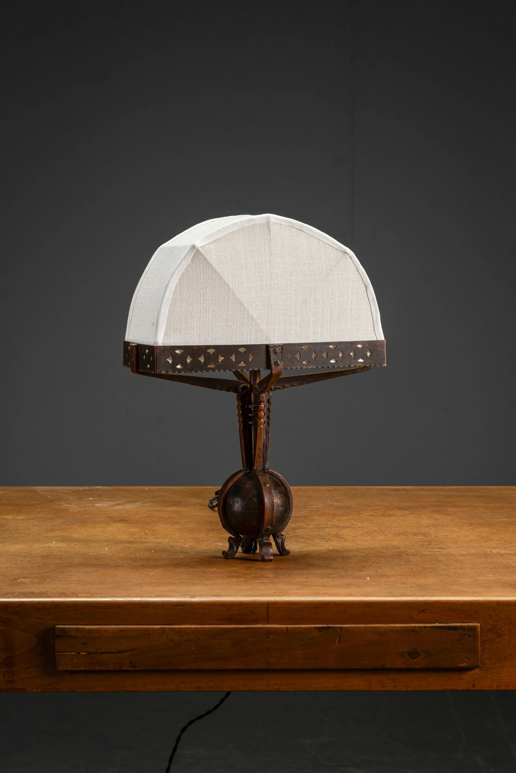 LI-2082025165447-1920s-Amsterdamse-School-Table-Lamp_07.jpg