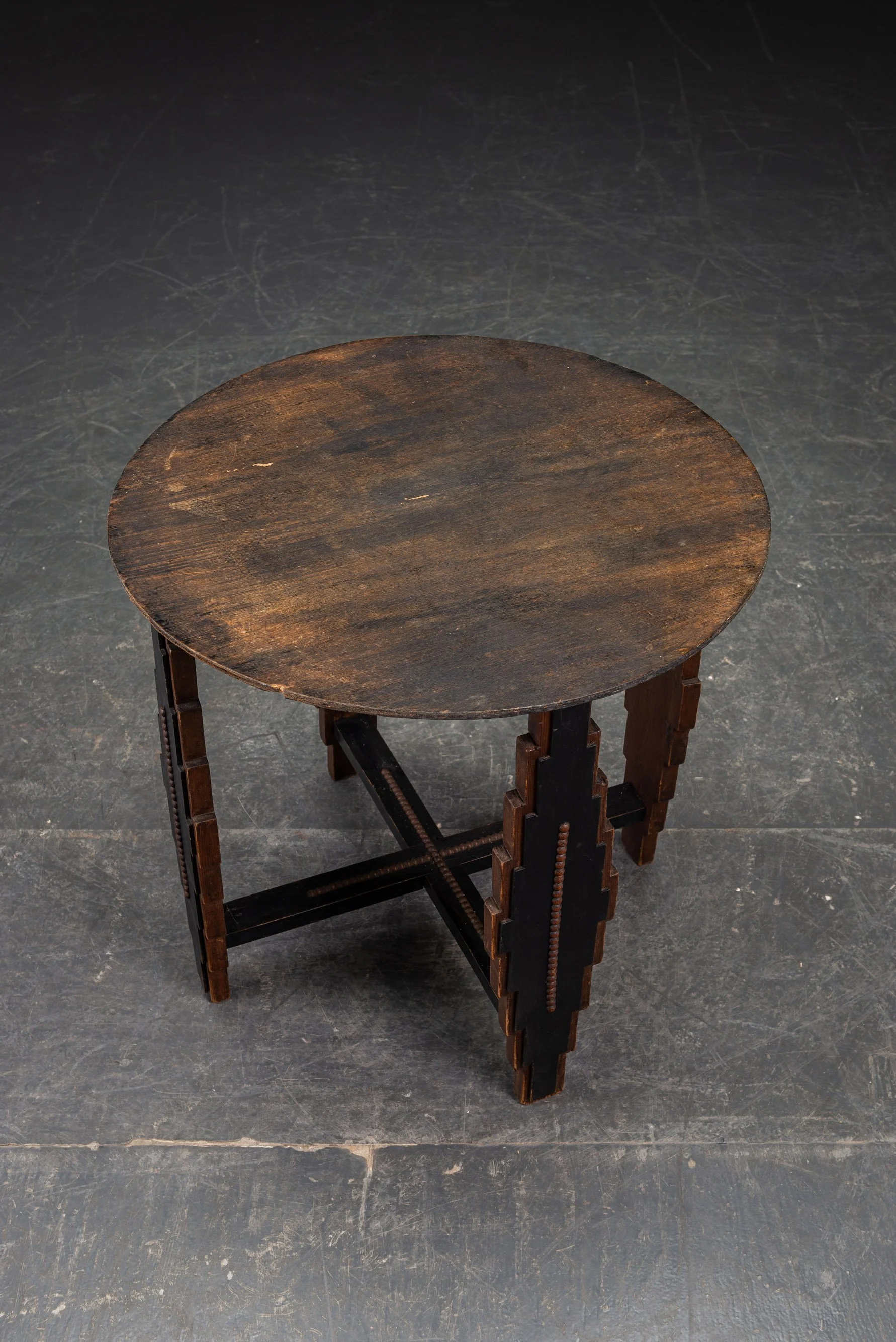 TA-632026140538-1930s-Art-Deco-Side-Table_03.jpg