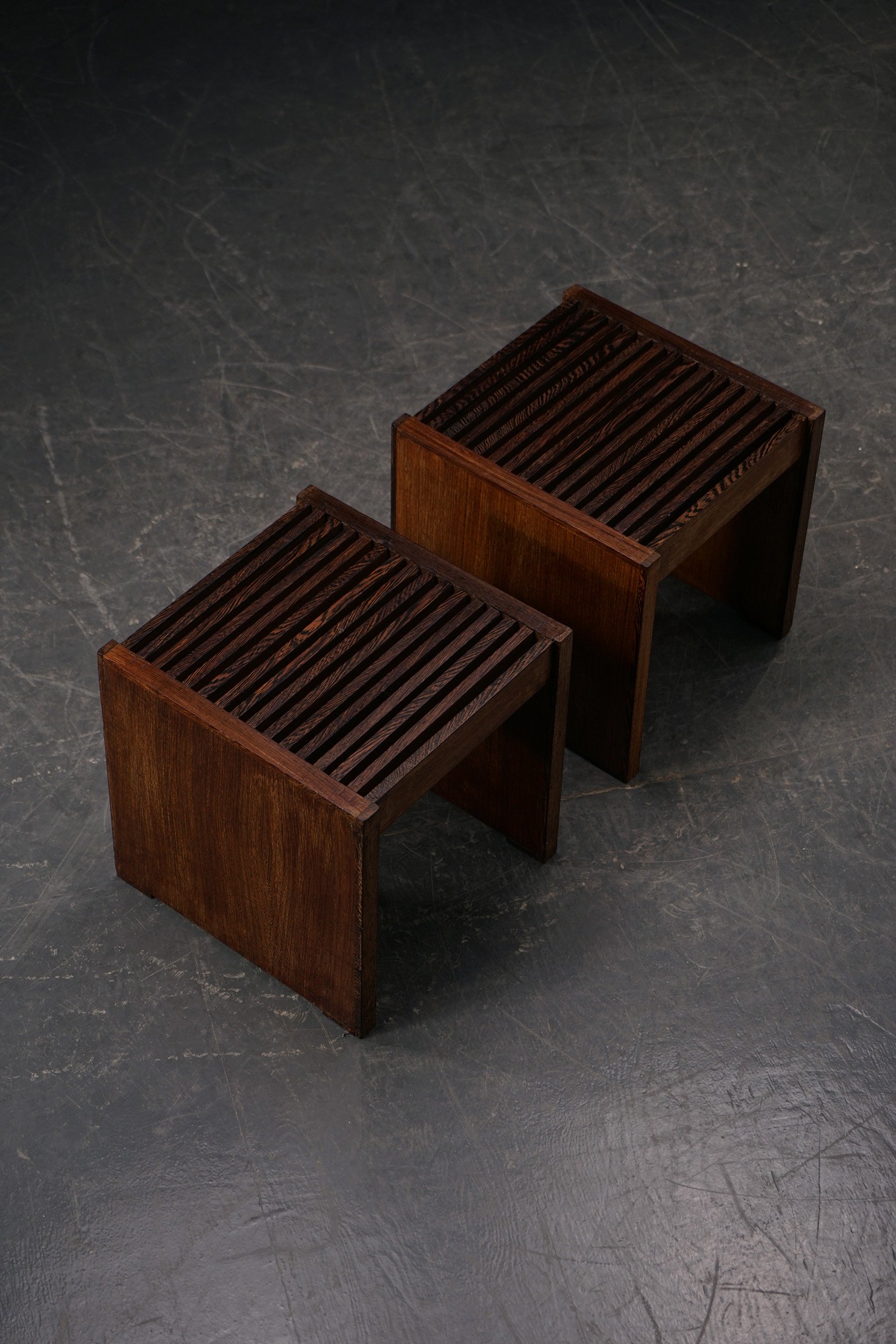 SE-2942025201143-1960s-Modernist-Stool-Set_10.jpg