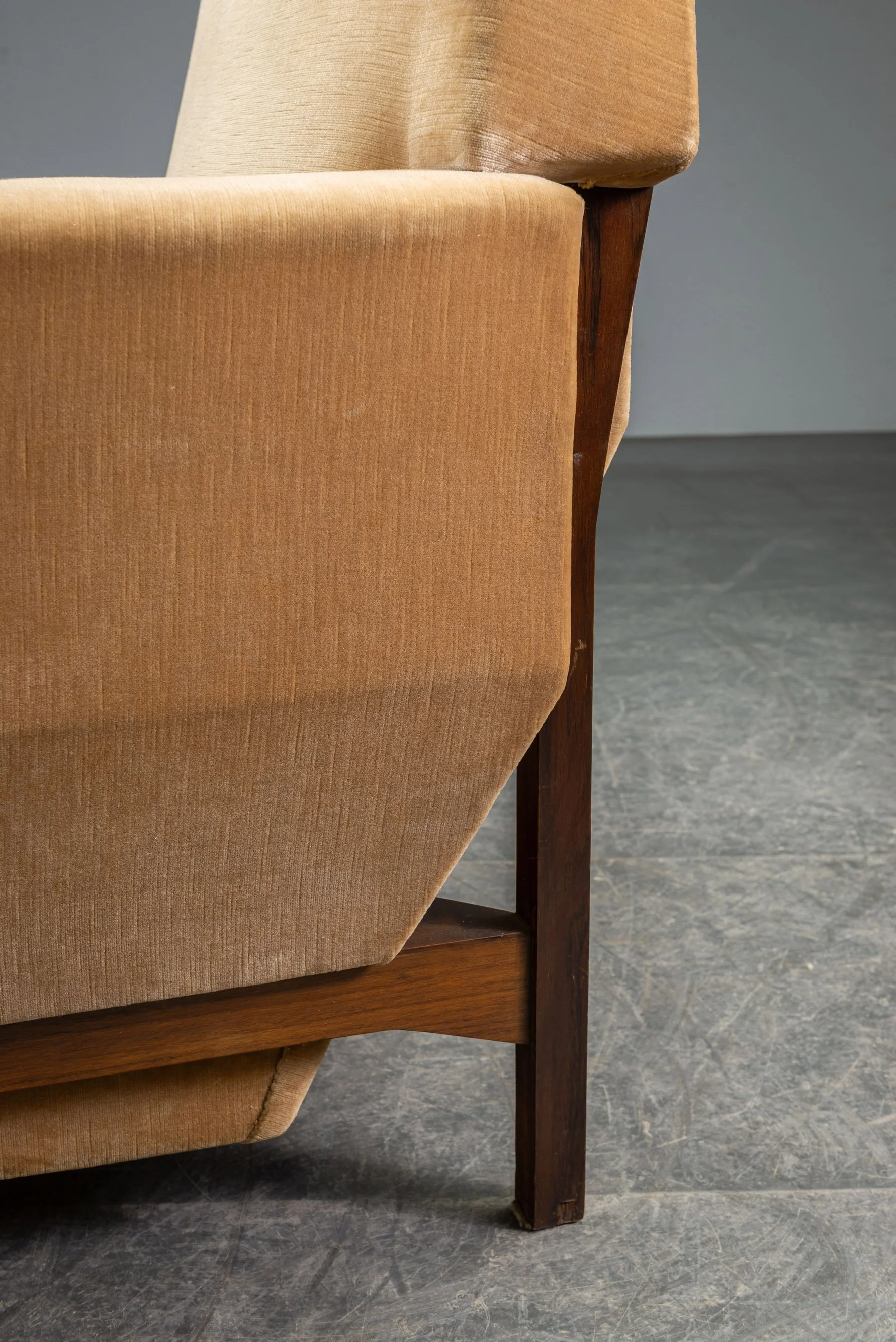 SE-1862025151640-1950s-Mid-Century-Modern-Armchairs_04.jpg