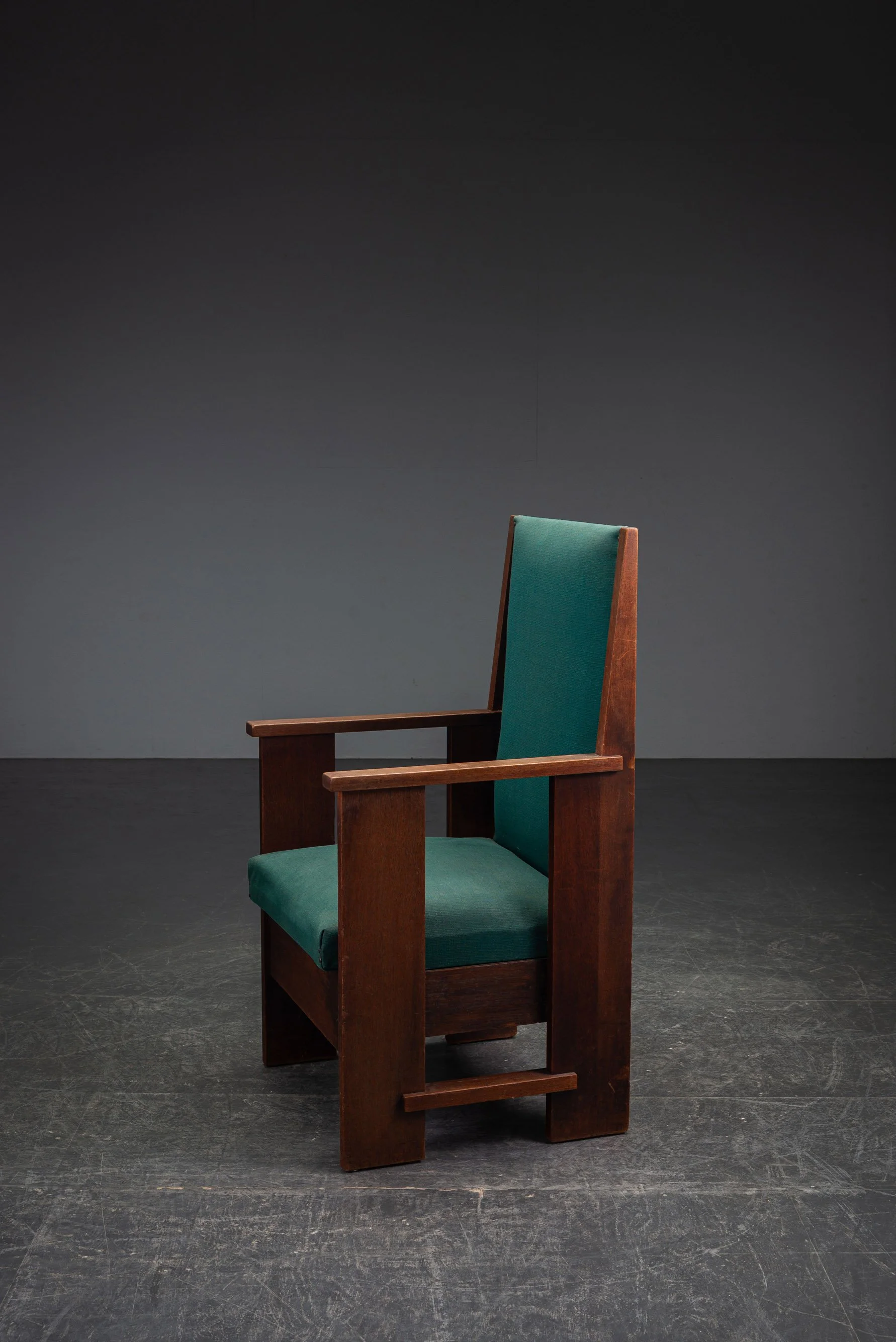 SE-10122023205433-Rare-Haagse-School-Desk-Chair-In-Green-by-Architect-H.-Wouda_06.jpg