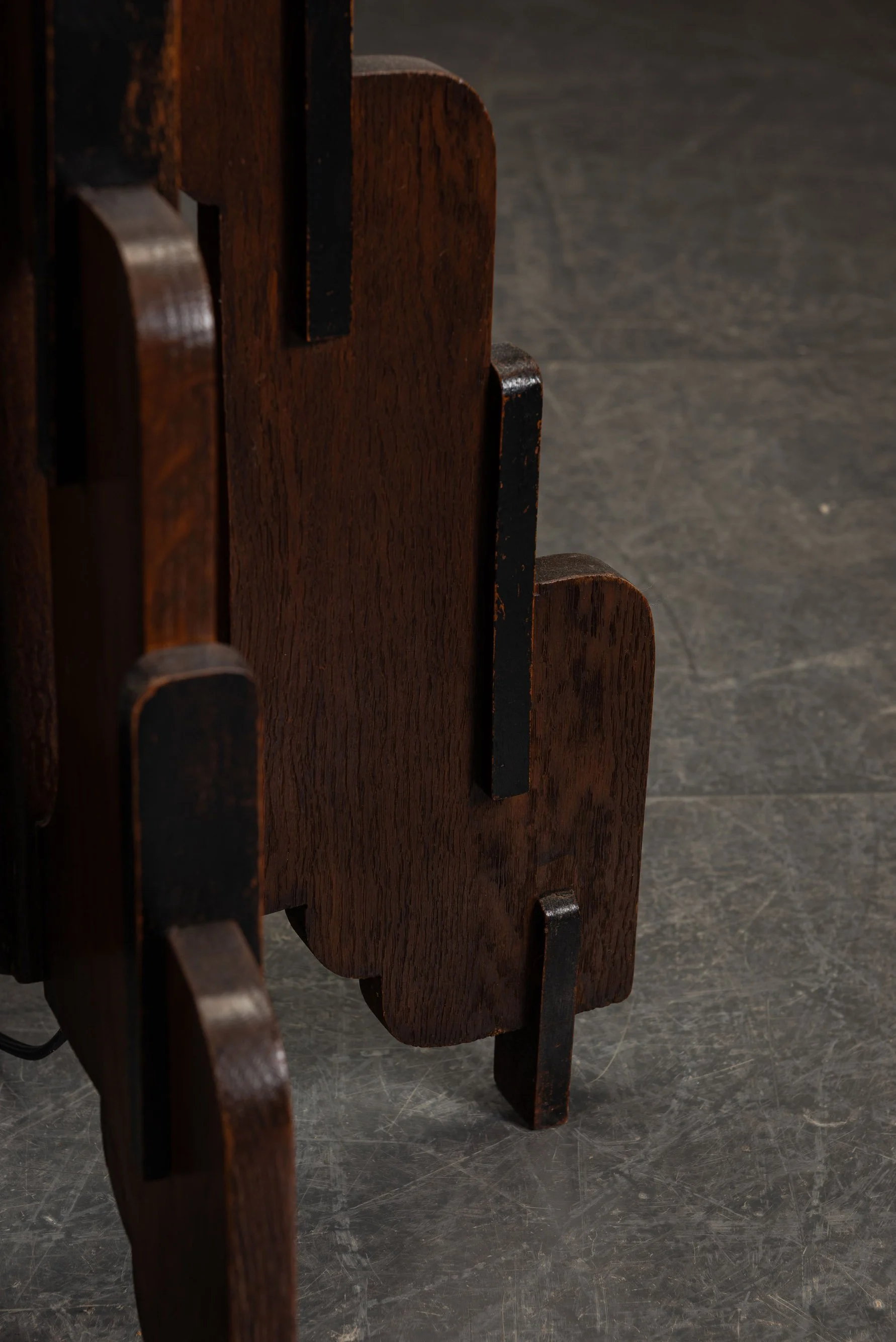 LI-2082024161812-1920s-Amsterdamse-School-Standing-Lamp_12.jpg