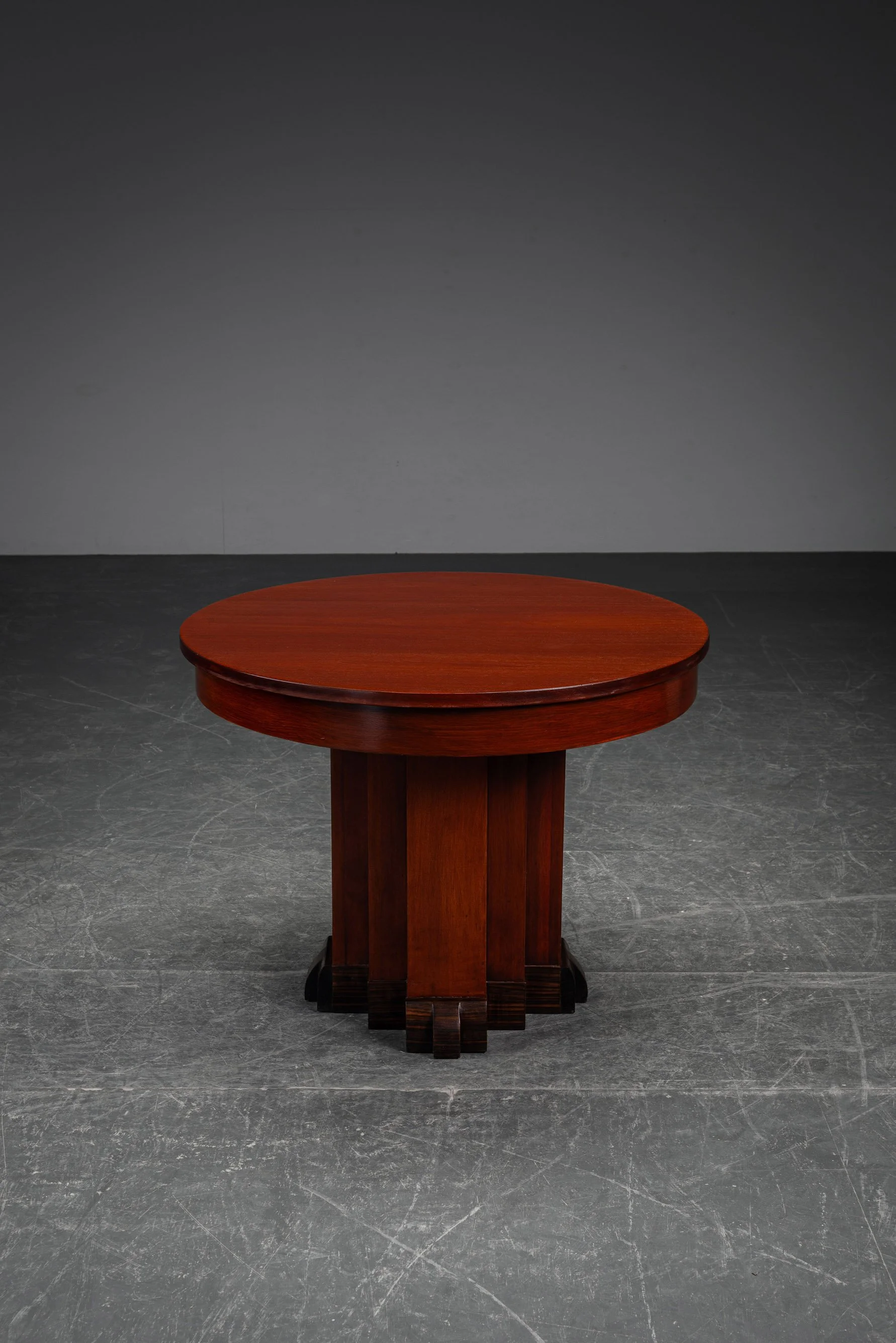 TA-2992026174659-1920s-Amsterdamse-School-Side-Table_06.jpg