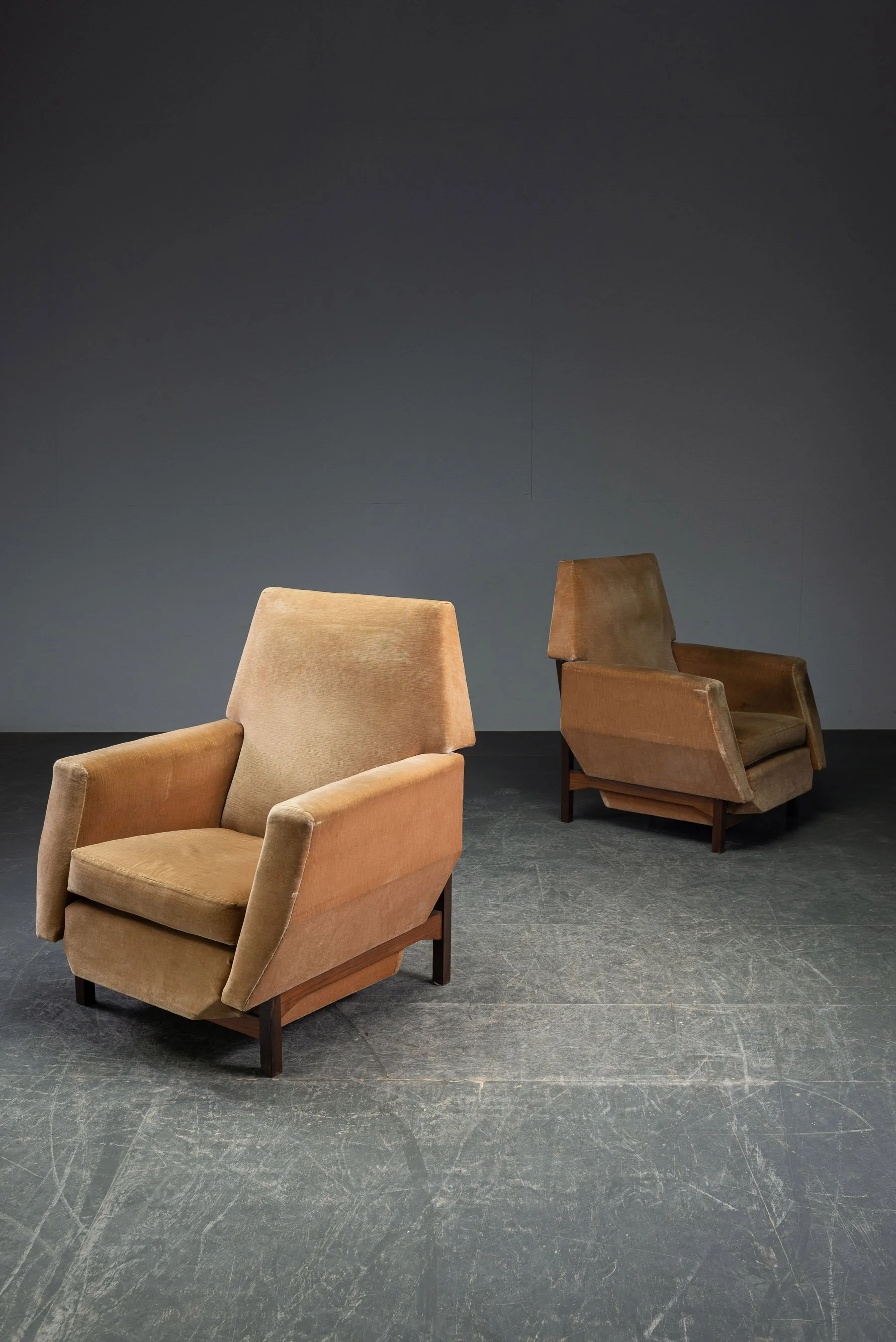 SE-1862025151640-1950s-Mid-Century-Modern-Armchairs_03.jpg