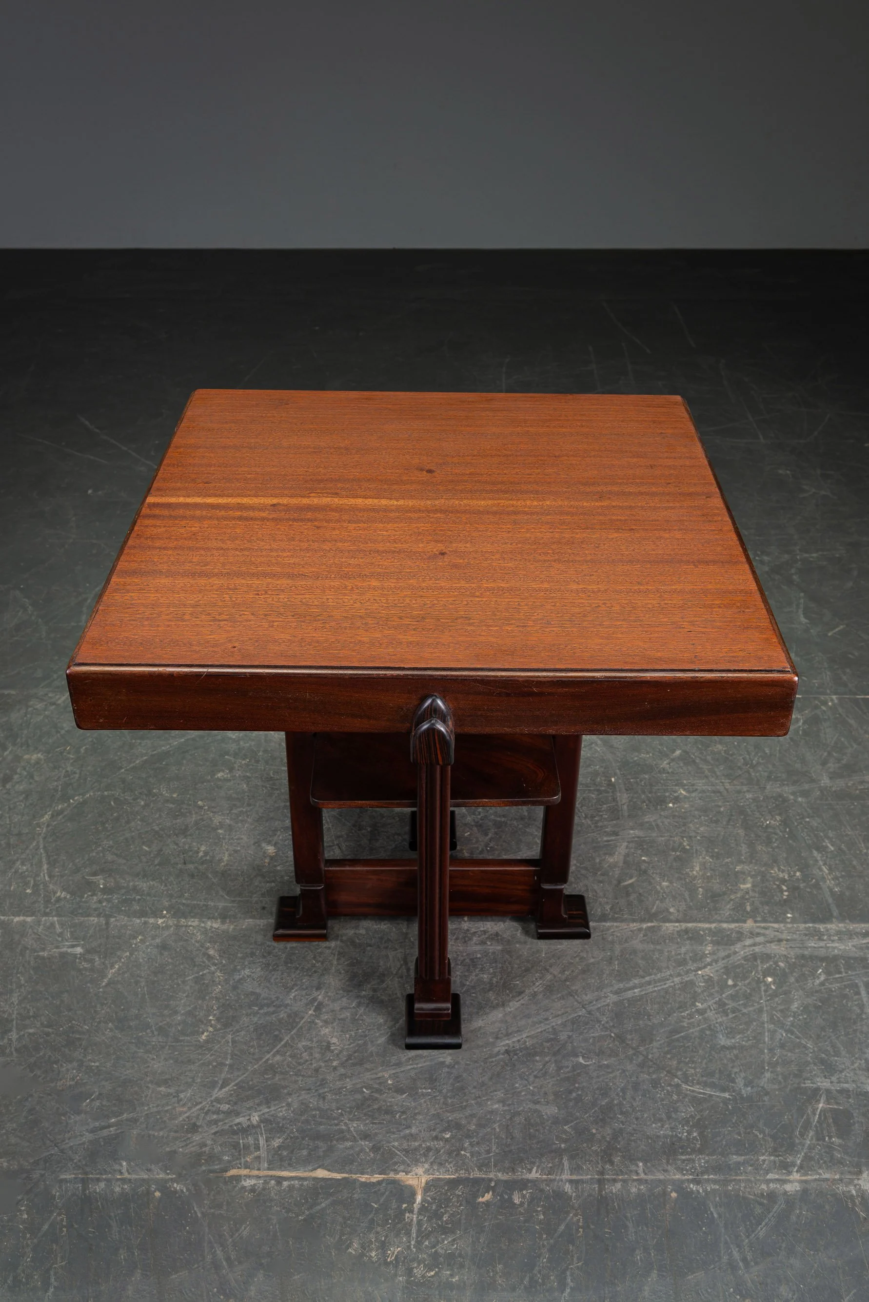 TA-3112025164959-1920s-Amsterdamse-School-Side-Table_07.jpg