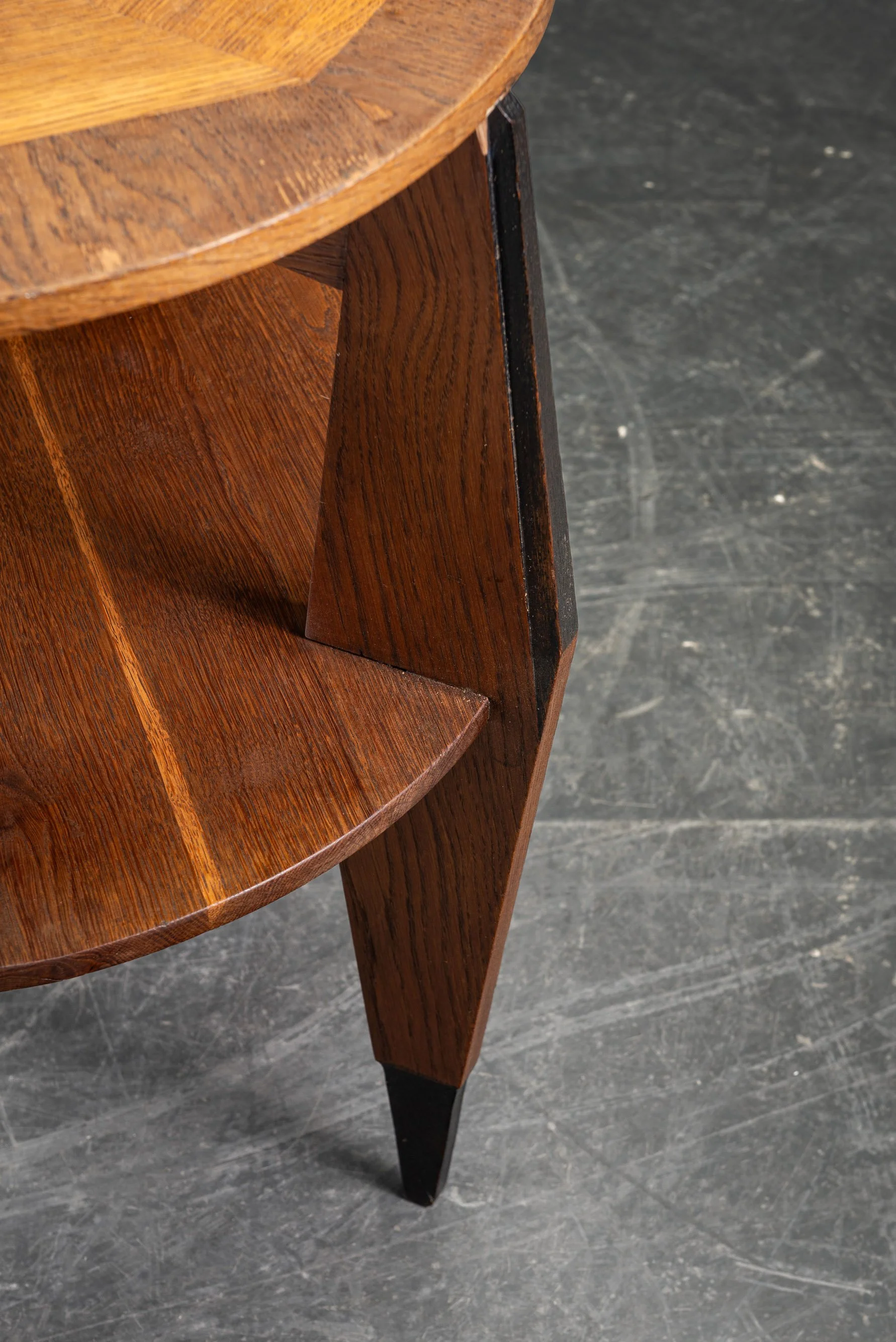 TA-2772025154555-1920s-Amsterdamse-School-Side-Table_03.jpg
